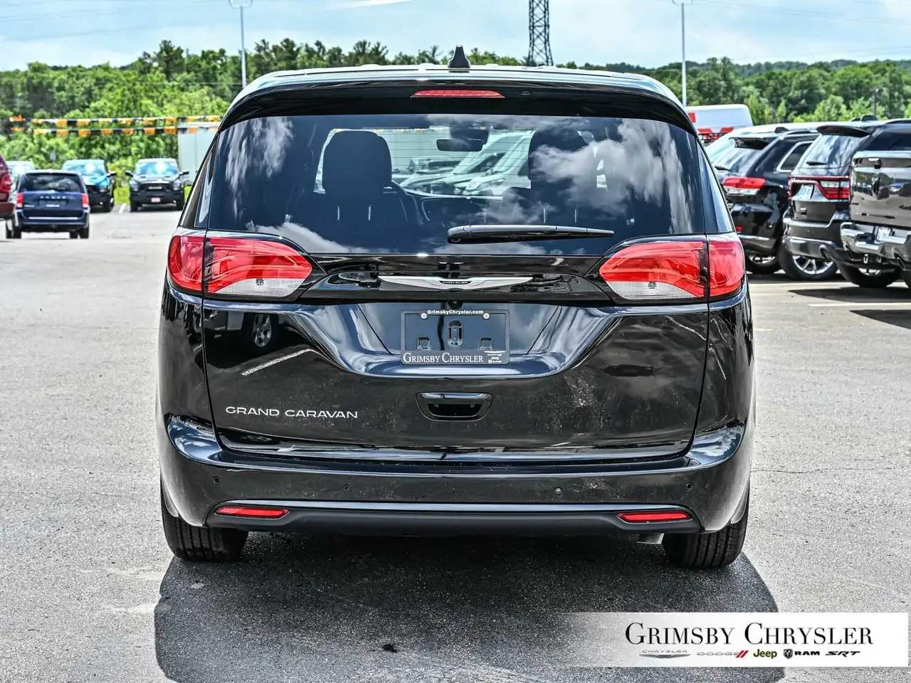 Chrysler Grand Caravan снимка Chrysler Grand Caravan