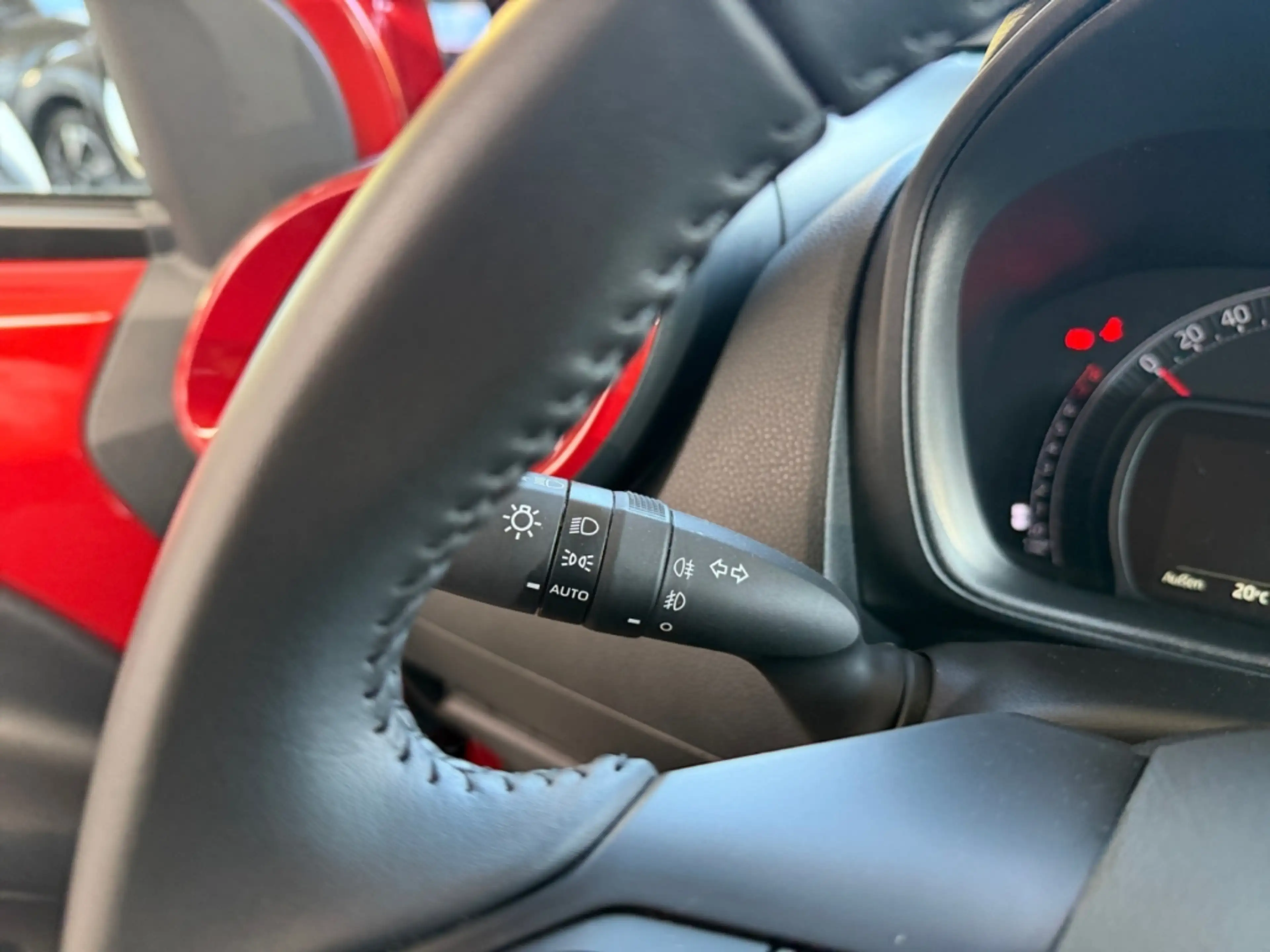 Toyota Aygo X Teamplayer *ACC*CarPlay*CAM*SHZ*Bi-Tone* — photo 7