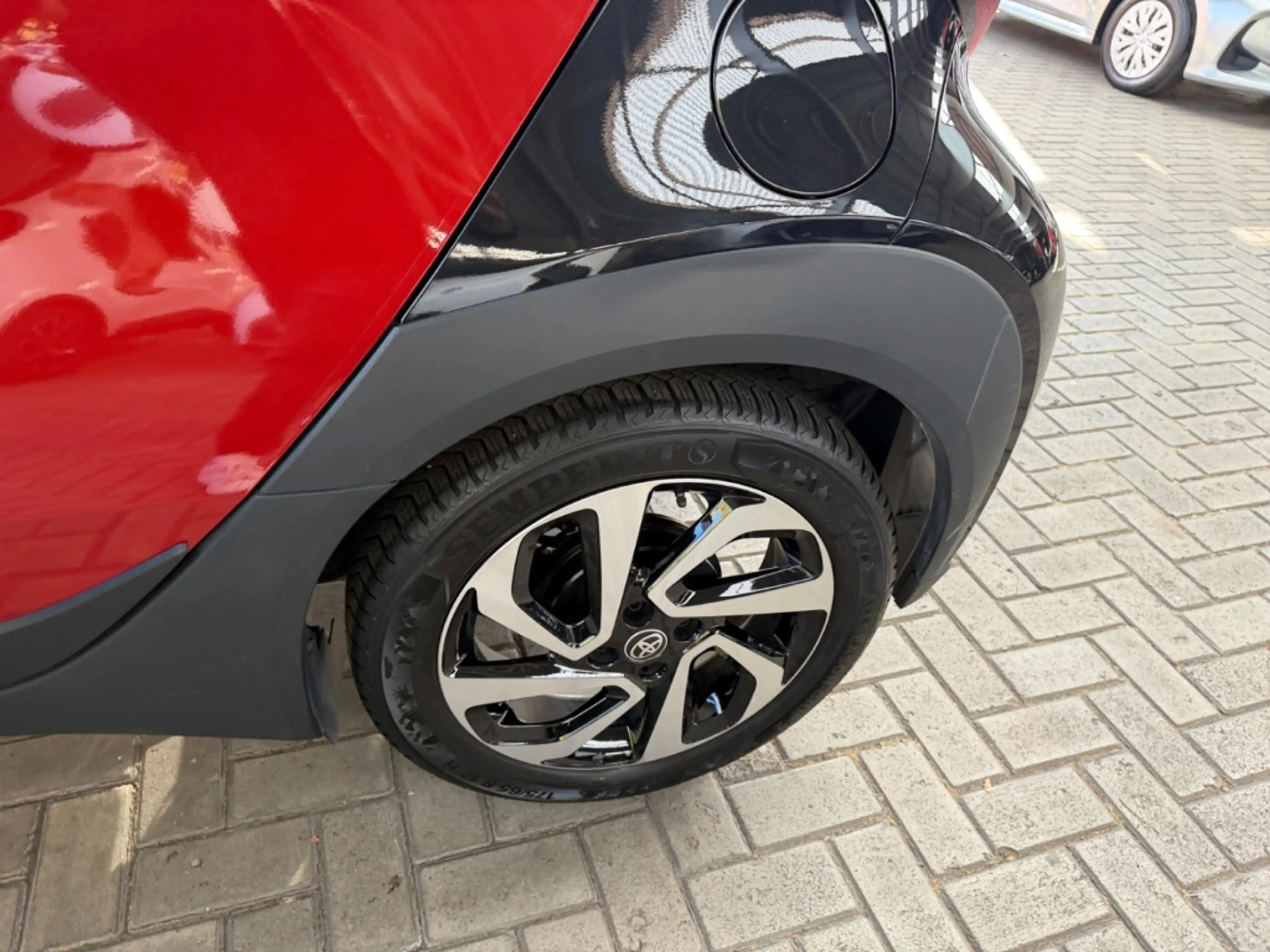 Toyota Aygo X Teamplayer *ACC*CarPlay*CAM*SHZ*Bi-Tone* — photo 14