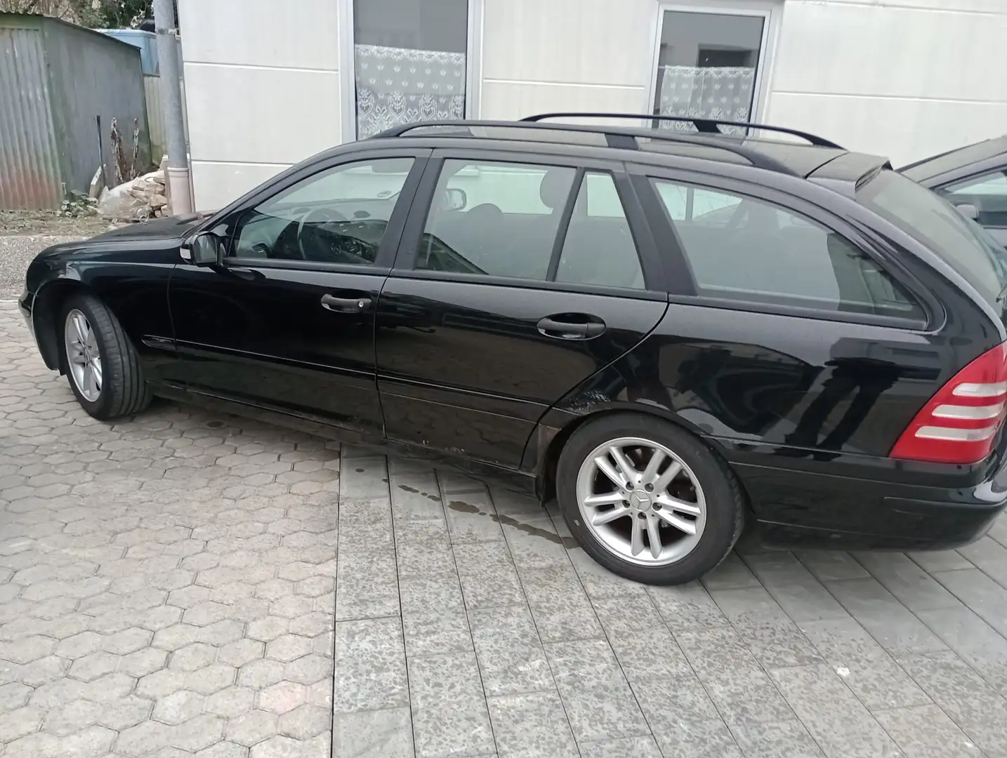 Mercedes-Benz C 200 C 200 T Kompressor (203.242) Fekete - 2