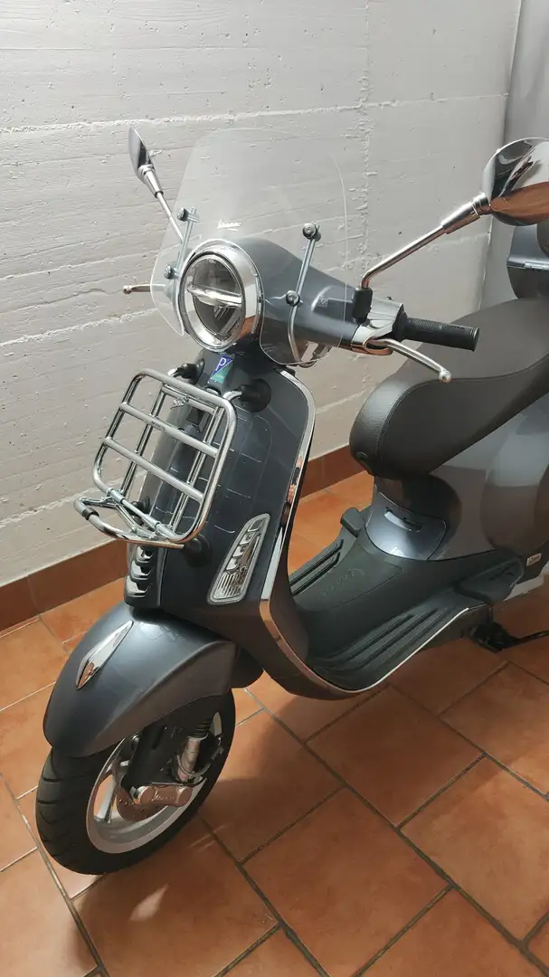 Vespa Primavera Touring touring 150 Grijs - 2