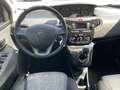 Lancia Ypsilon 1.0 FireFly 5 porte S&S Hybrid Silver crna - thumbnail 8