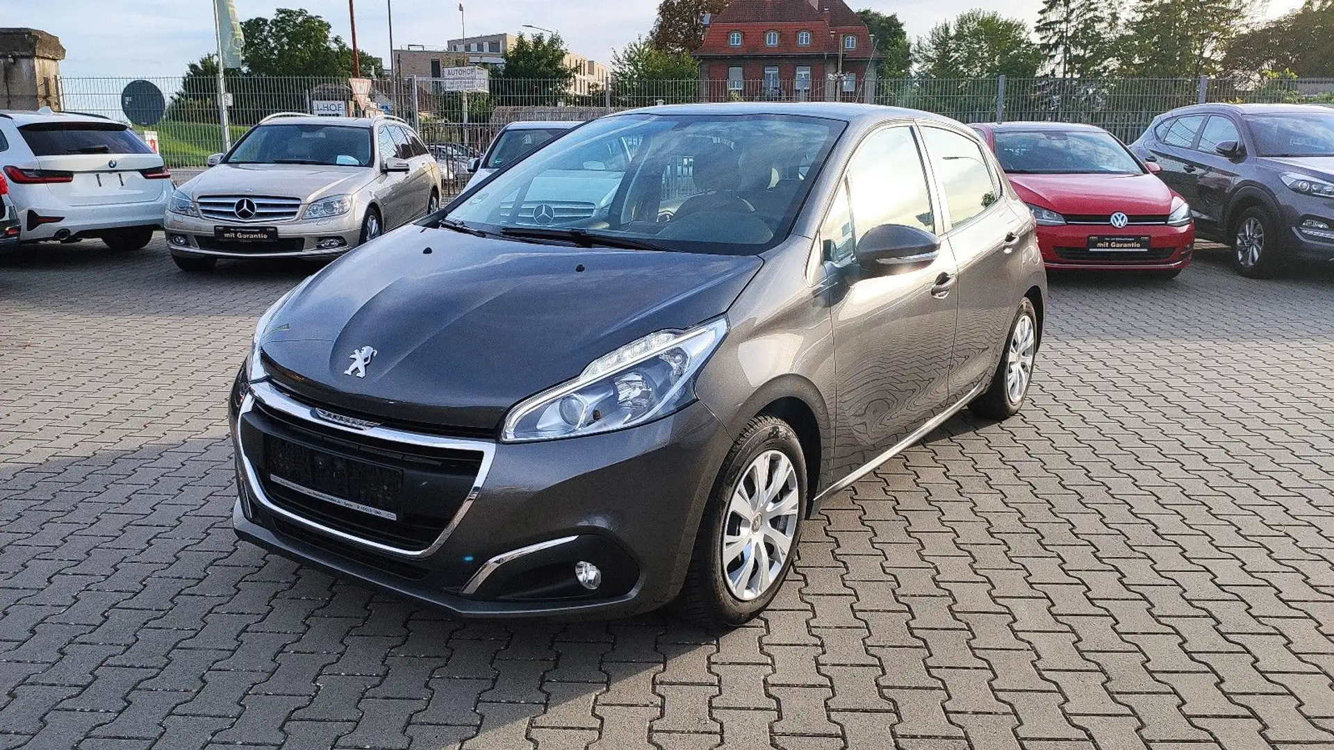 Peugeot 208 Active Zahnriemen neu+Klima+PDC+BT+SHZ+Tempo Gris - 2