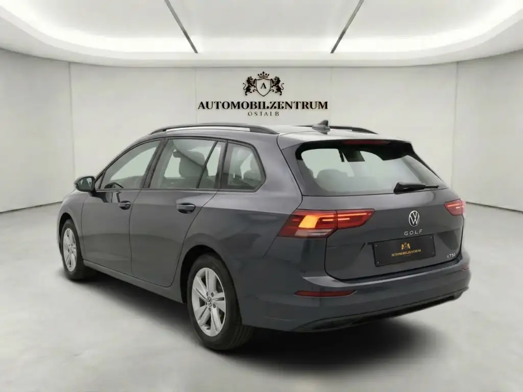 Volkswagen Golf VIII Variant 1.5 eTSI | AHK | LED | ACC Bild 5