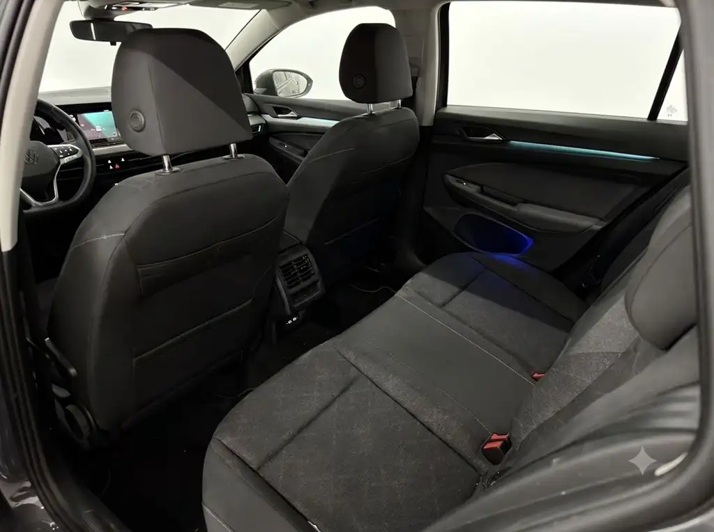 Volkswagen Golf VIII Variant 1.5 eTSI | AHK | LED | ACC Bild 14