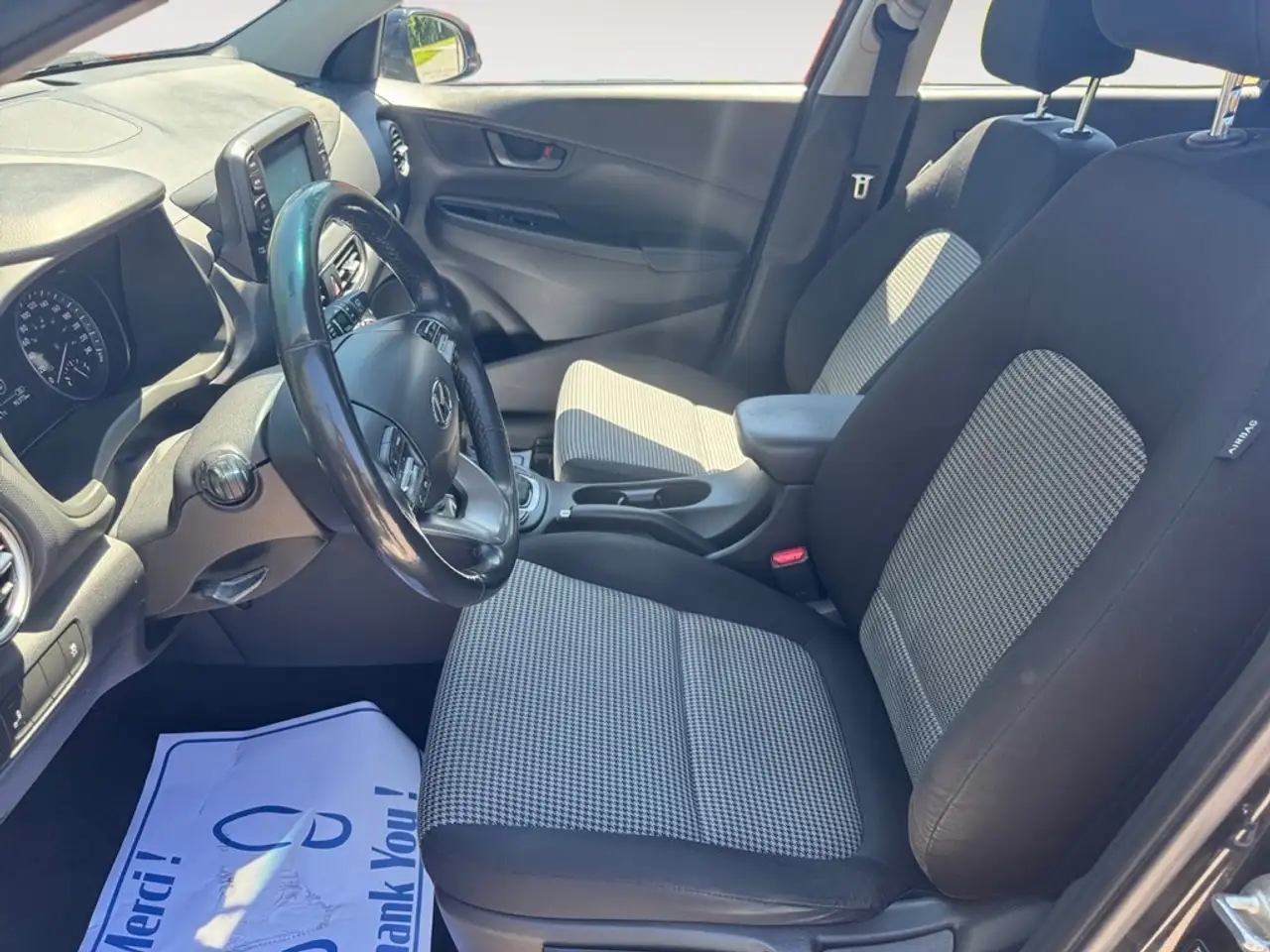 Hyundai KONA photo Hyundai KONA