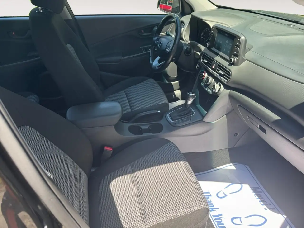 Hyundai KONA photo Hyundai KONA