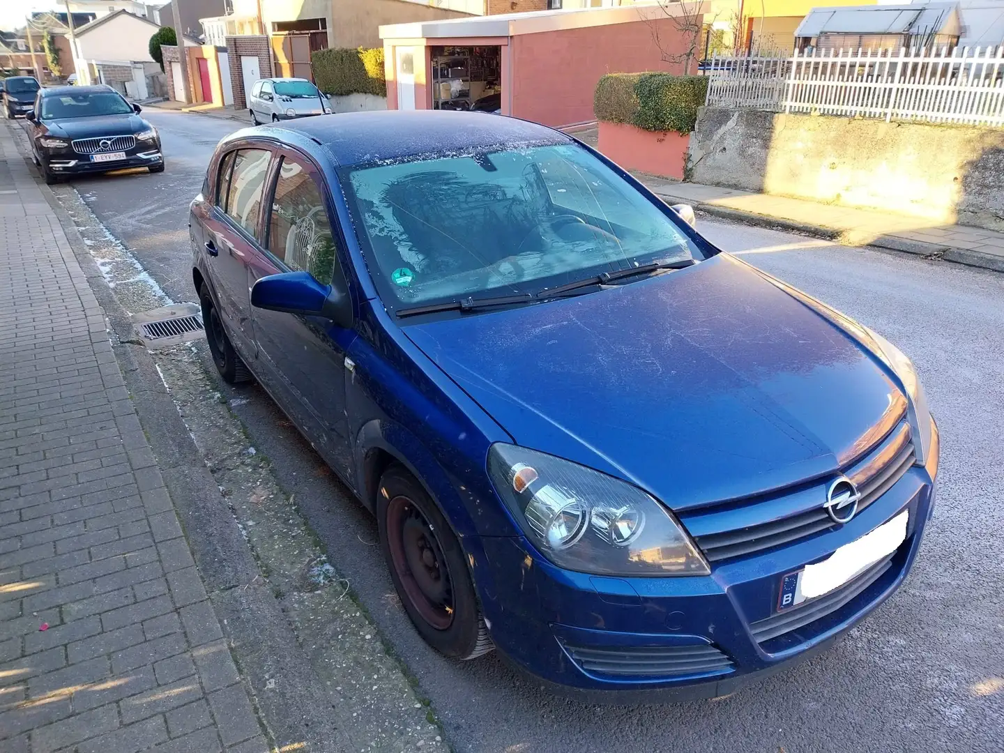 Opel Astra 1.7 DTL CDTi Essentia Bleu - 2