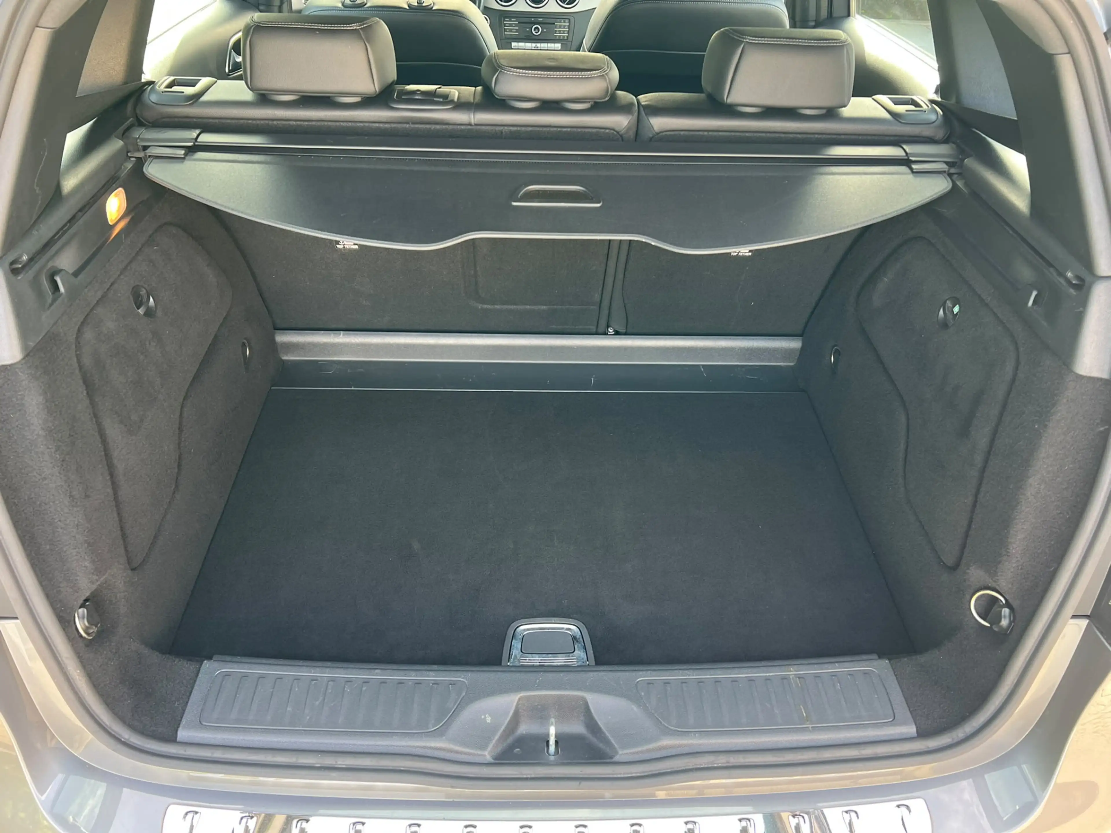 Mercedes-Benz B 180 Prestige trekhaak, camera, xenon, leer, navi, crui — photo 6