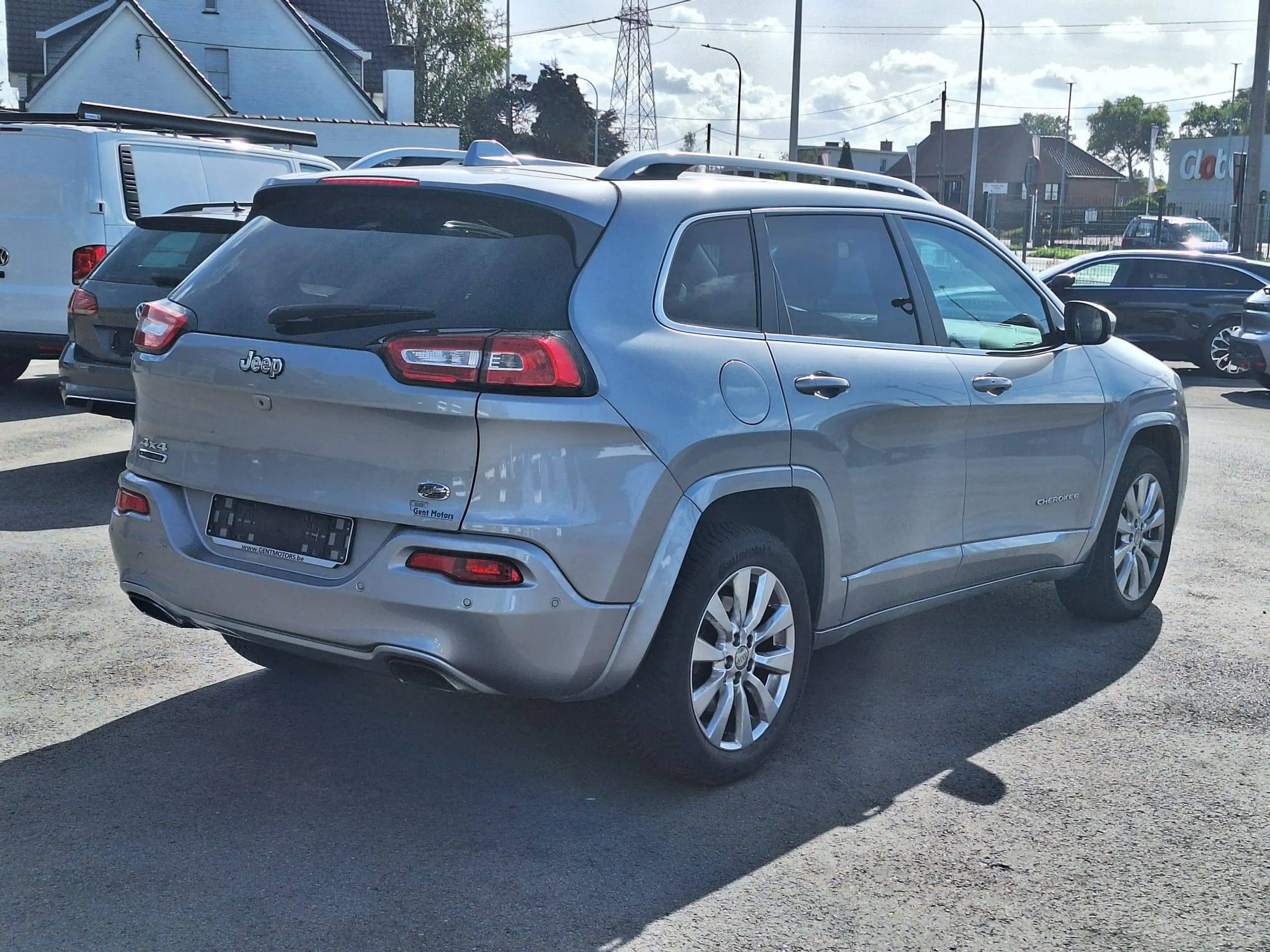Jeep Cherokee Cherokee 2.2 MJD 4WD Overland Drive I — photo 4