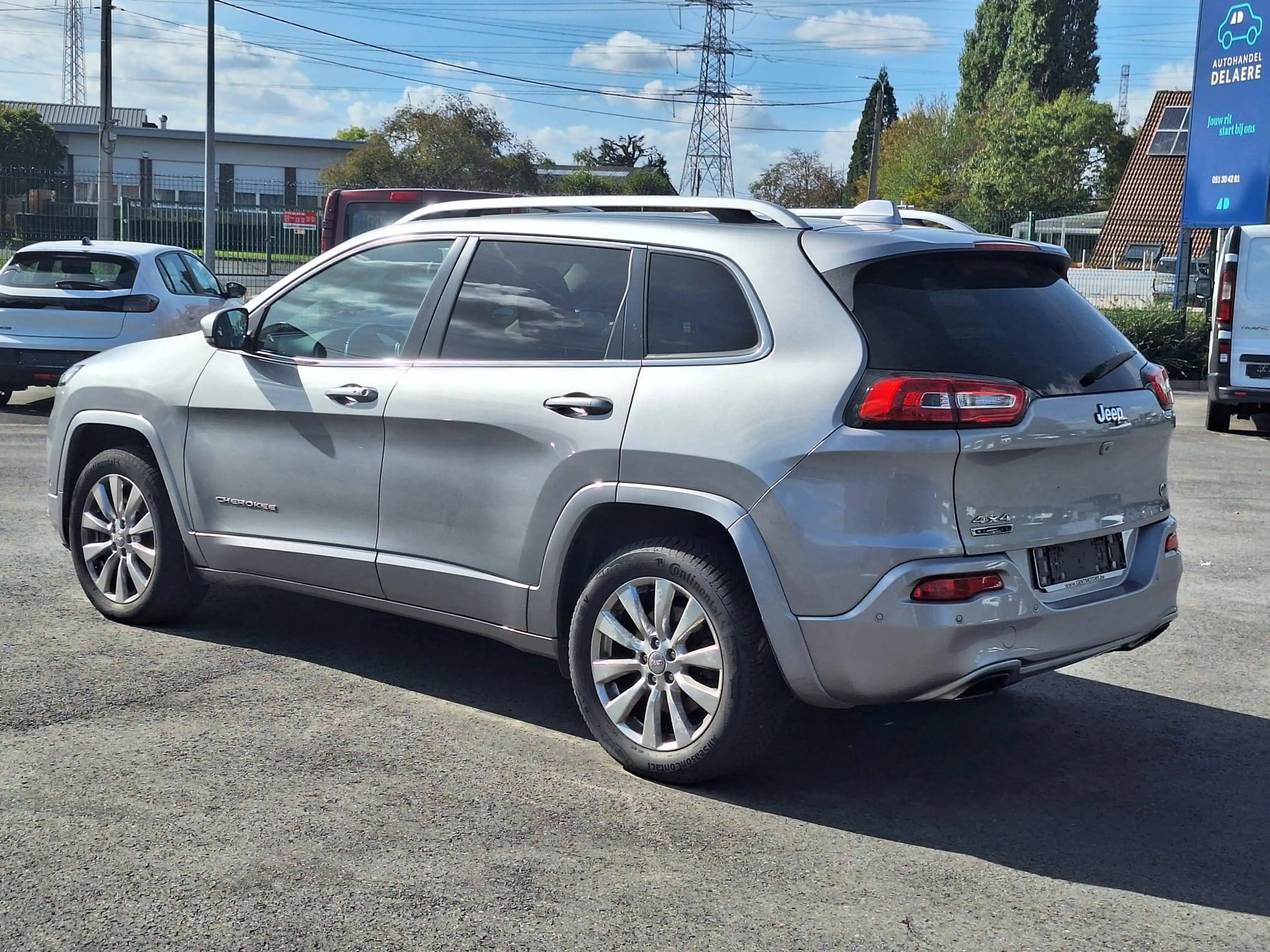Jeep Cherokee Cherokee 2.2 MJD 4WD Overland Drive I — photo 11