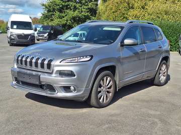 Cherokee 2.2 MJD 4WD Overland Drive I