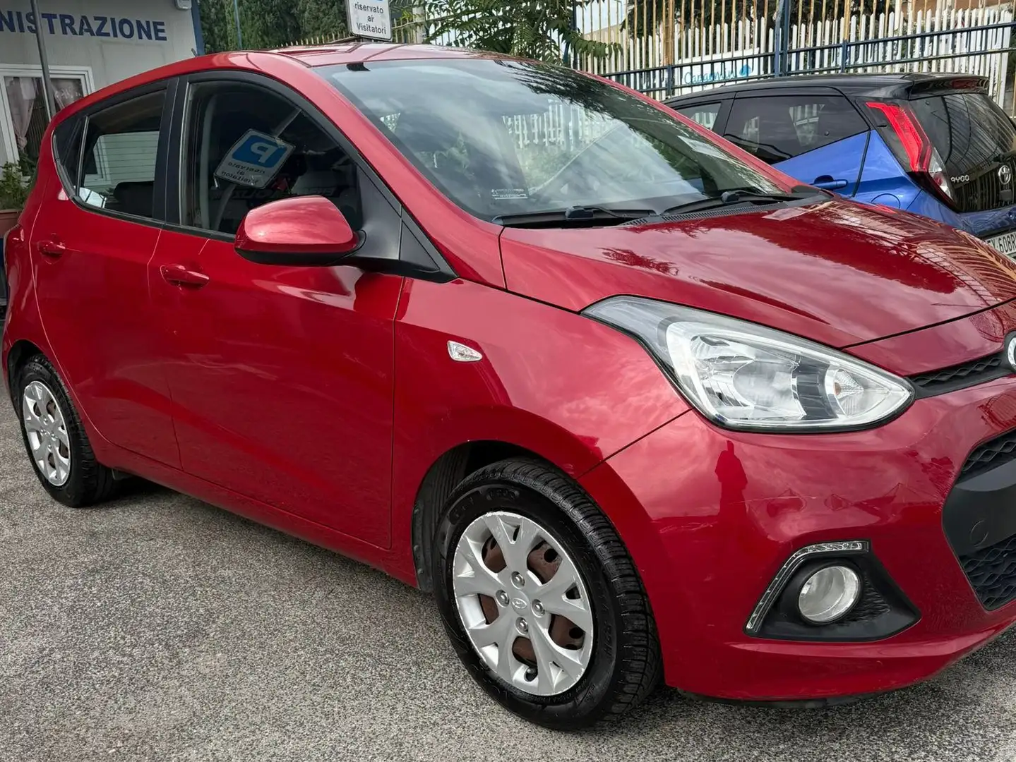 Hyundai i10 i10 1.1 Style Rosso - 2