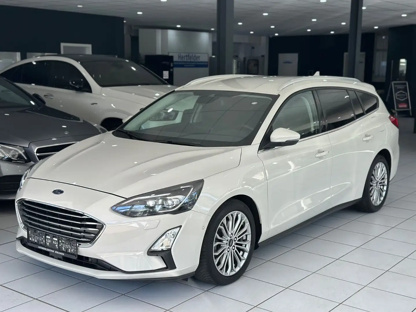 Ford Focus Turnier 2.0 Titanium*KAMERA*LED*WINTER* Beige - 1