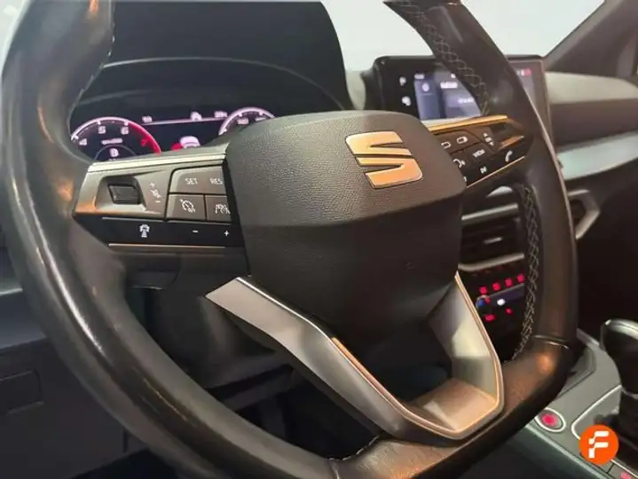 SEAT Arona 2024, foto 8