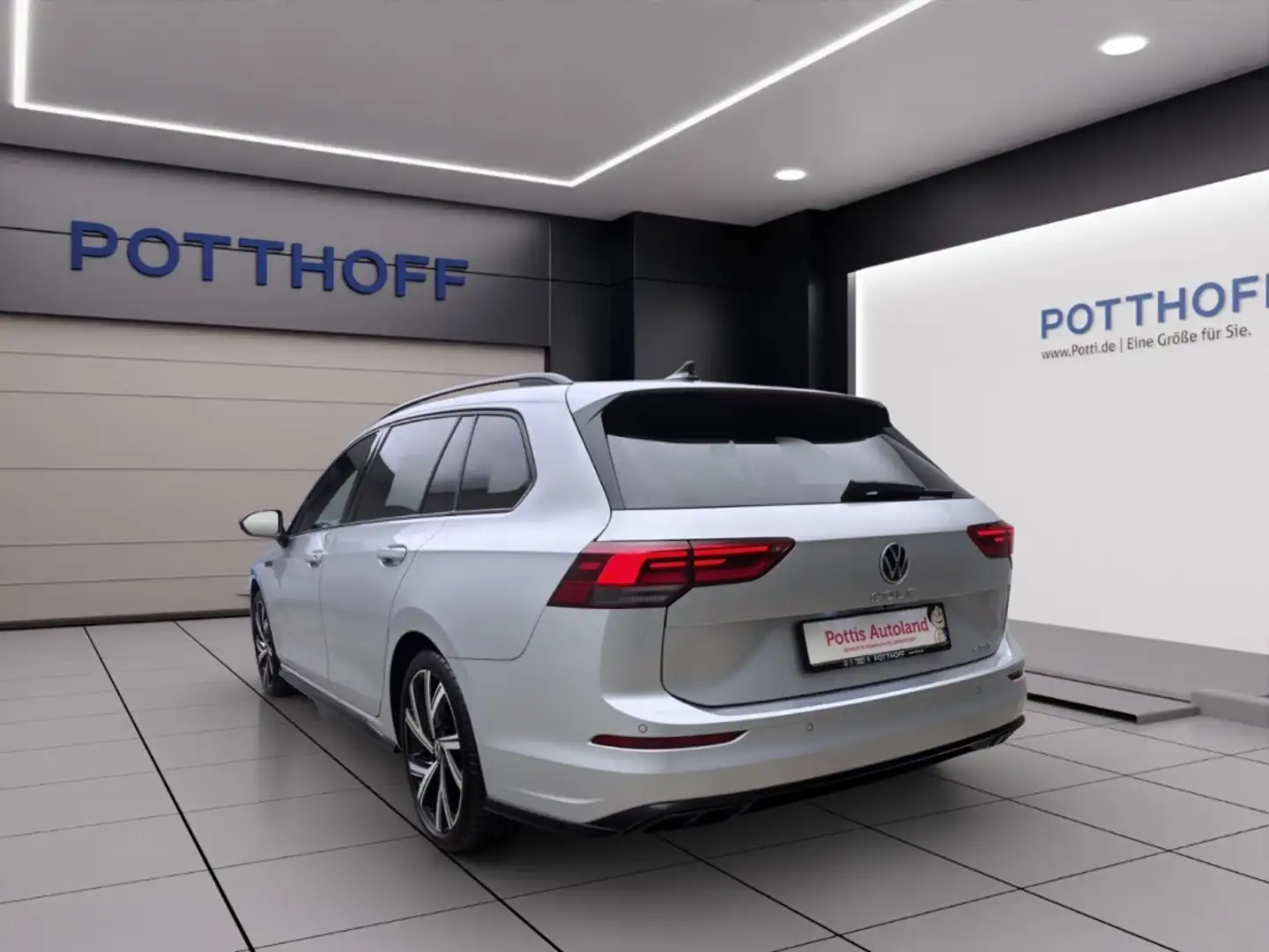 Volkswagen Golf Variant 1.5 eTSI DSG R-LINE KAMERA PDC NAVI ACC Silber - 2