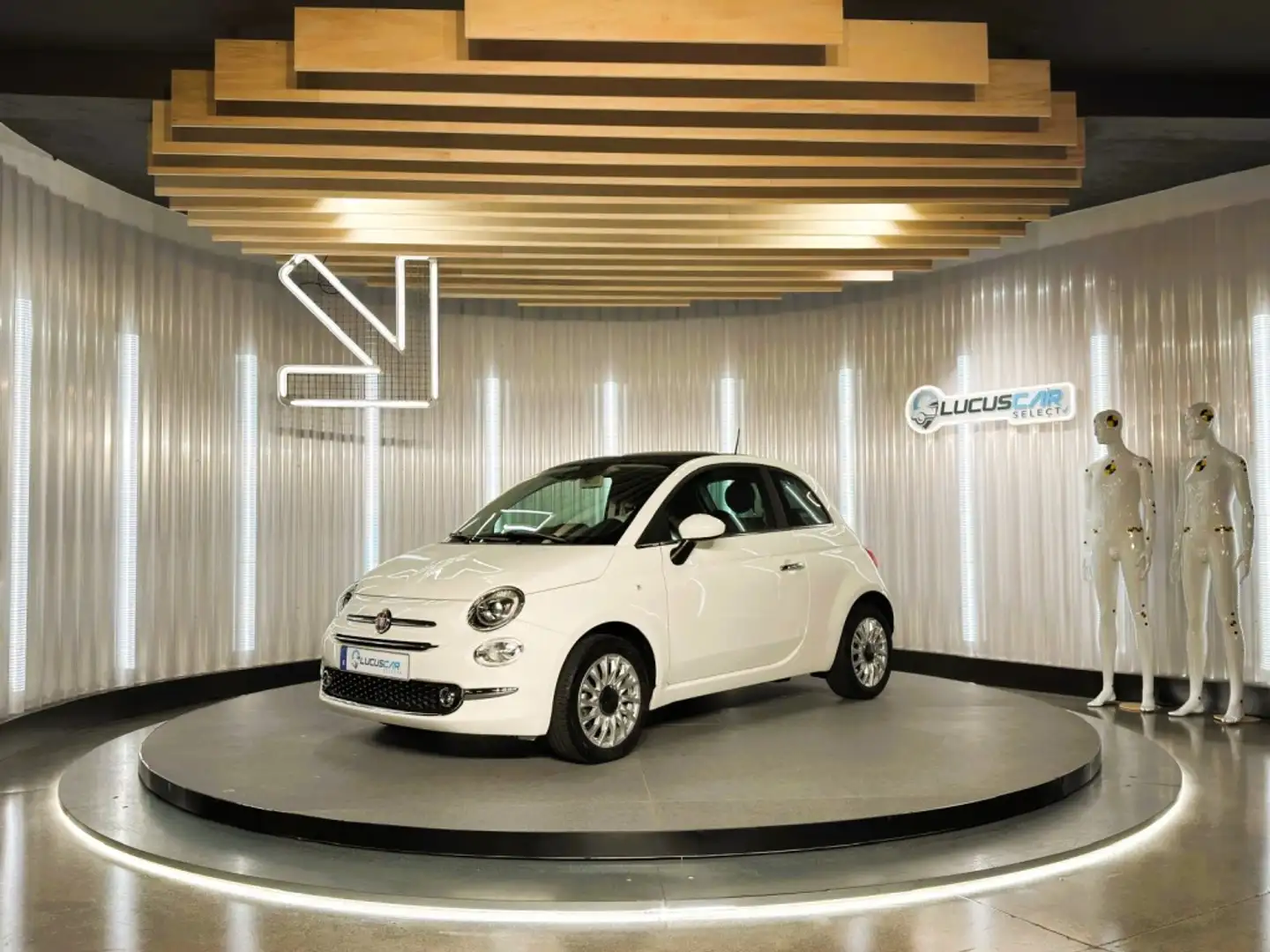 Fiat 500 1.0 Hybrid Dolcevita 52kW Weiß - 1