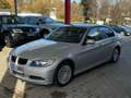 BMW 320 i Lim. I Benzin Silber - thumbnail 4