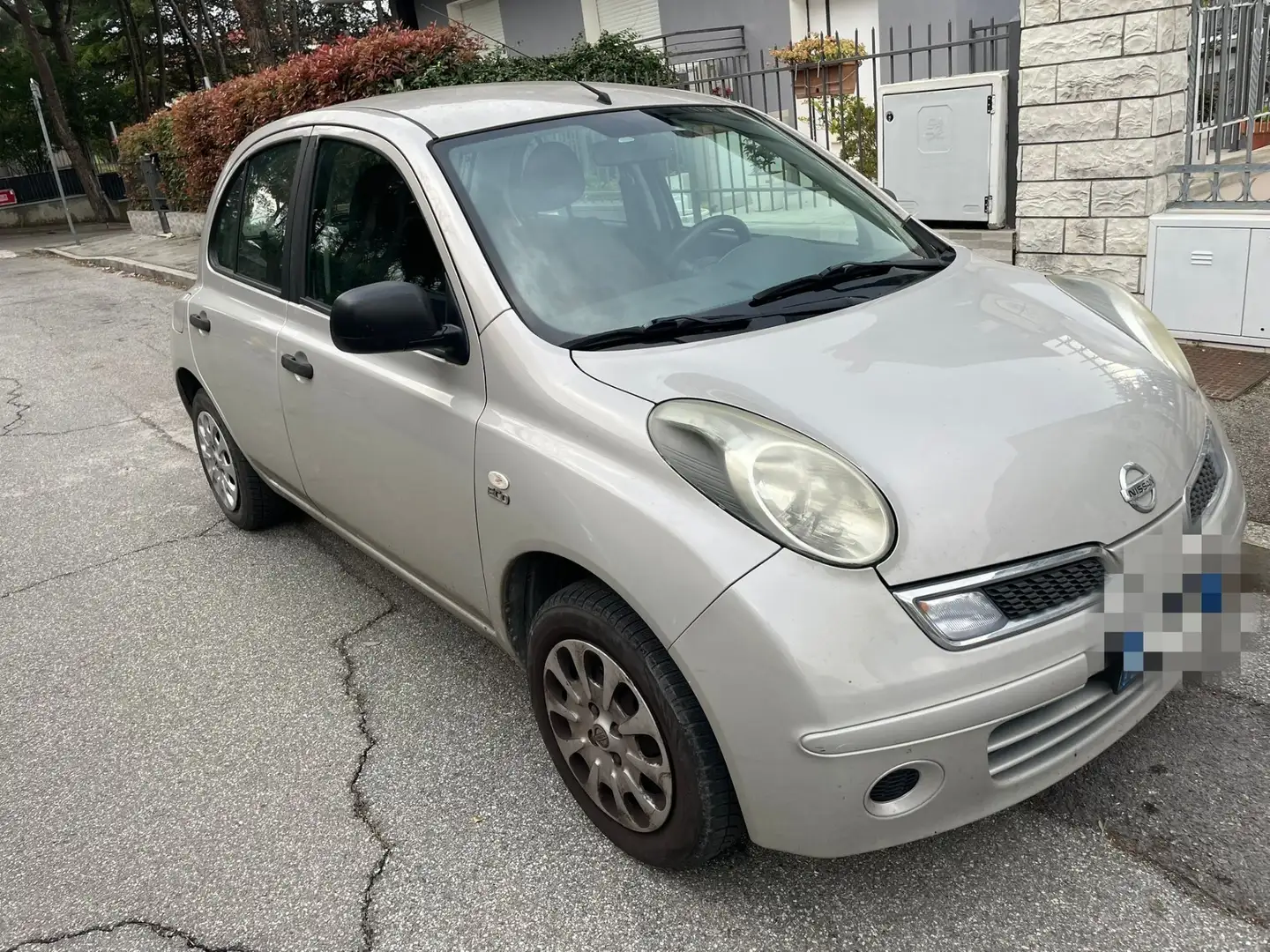 Nissan Micra 5p 1.2 Easy eco Gpl Beżowy - 1