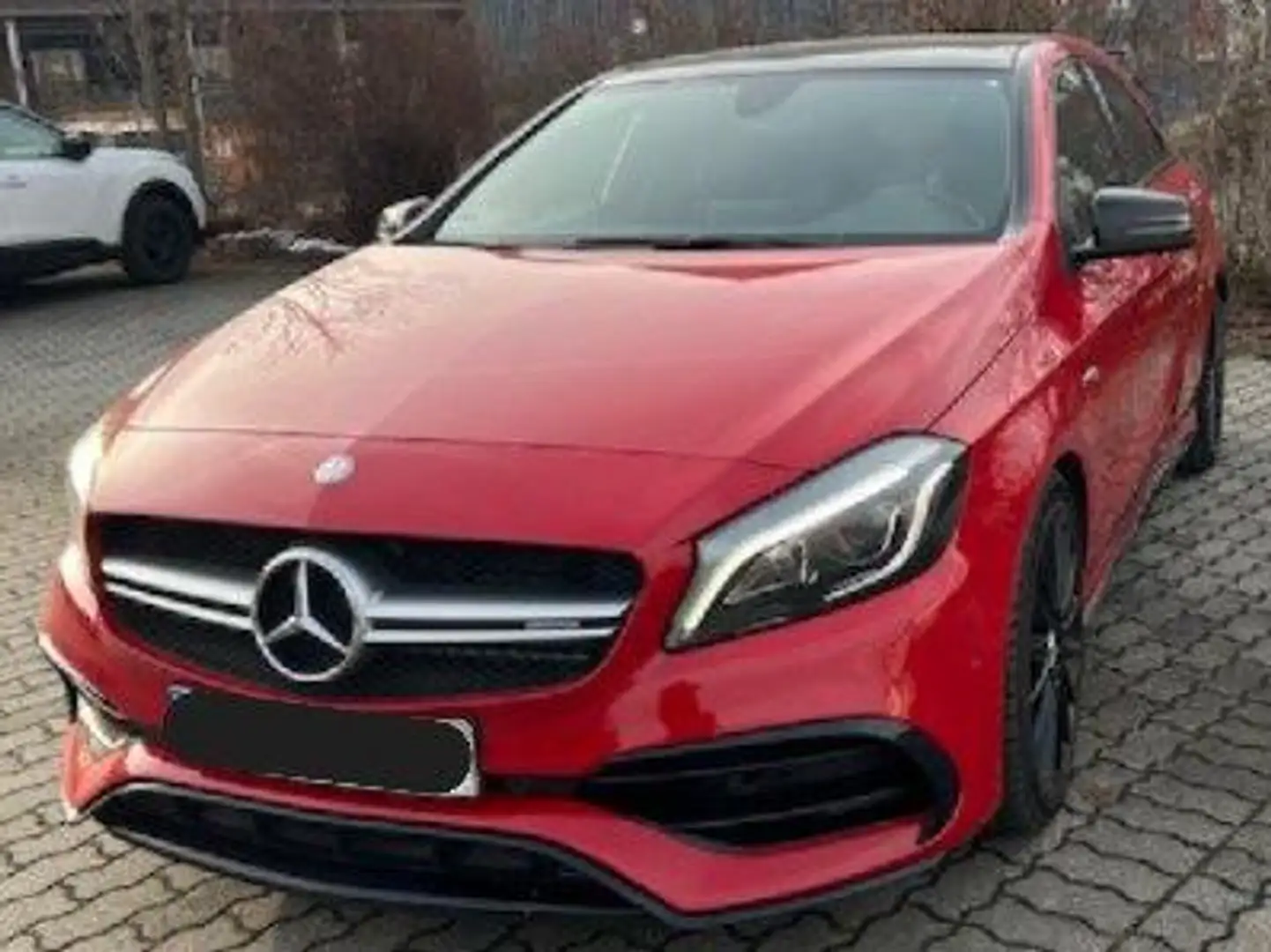Mercedes-Benz A 45 AMG AMG+A+45+4Matic+AMG+Speedshift+7G-DCT Rot - 2