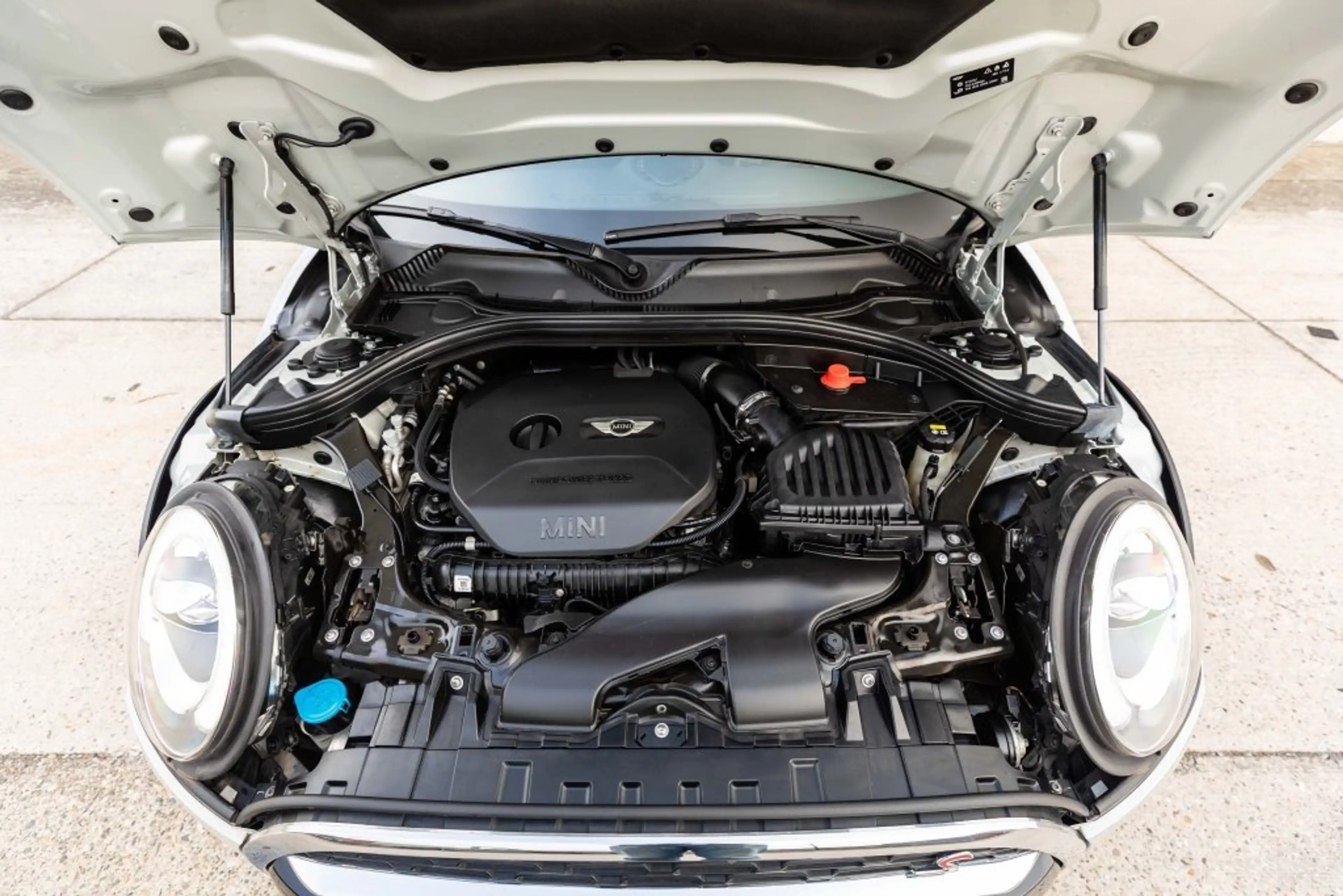 MINI Cooper S Clubman 2.0 Cooper S — photo 8