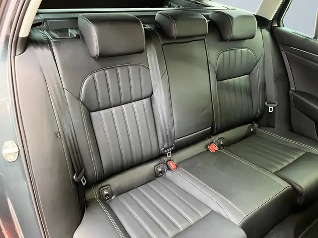 Skoda Superb view 11