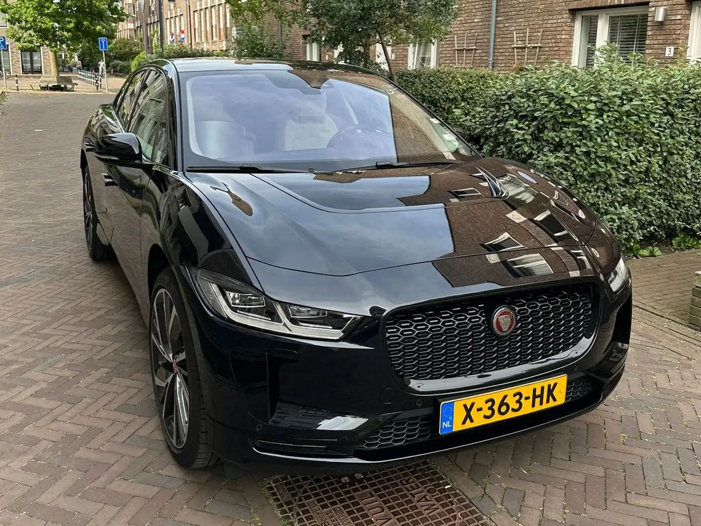 Jaguar I-Pace I-Pace EV400 R-Dynamic SE Limited Edition Black Zwart - 1
