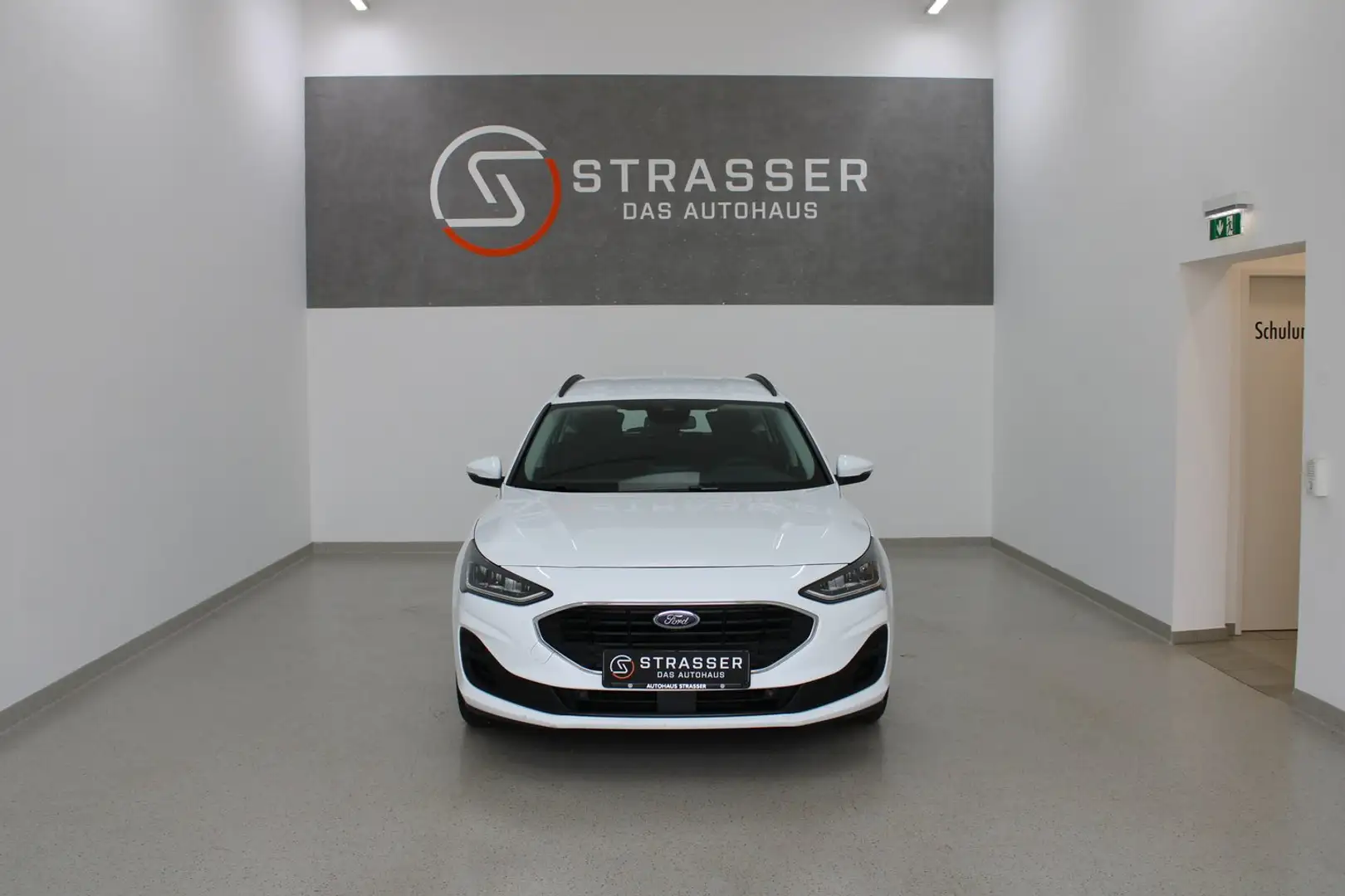 Ford Focus Traveller 1,5 EcoBlue Cool & Conne Weiß - 2