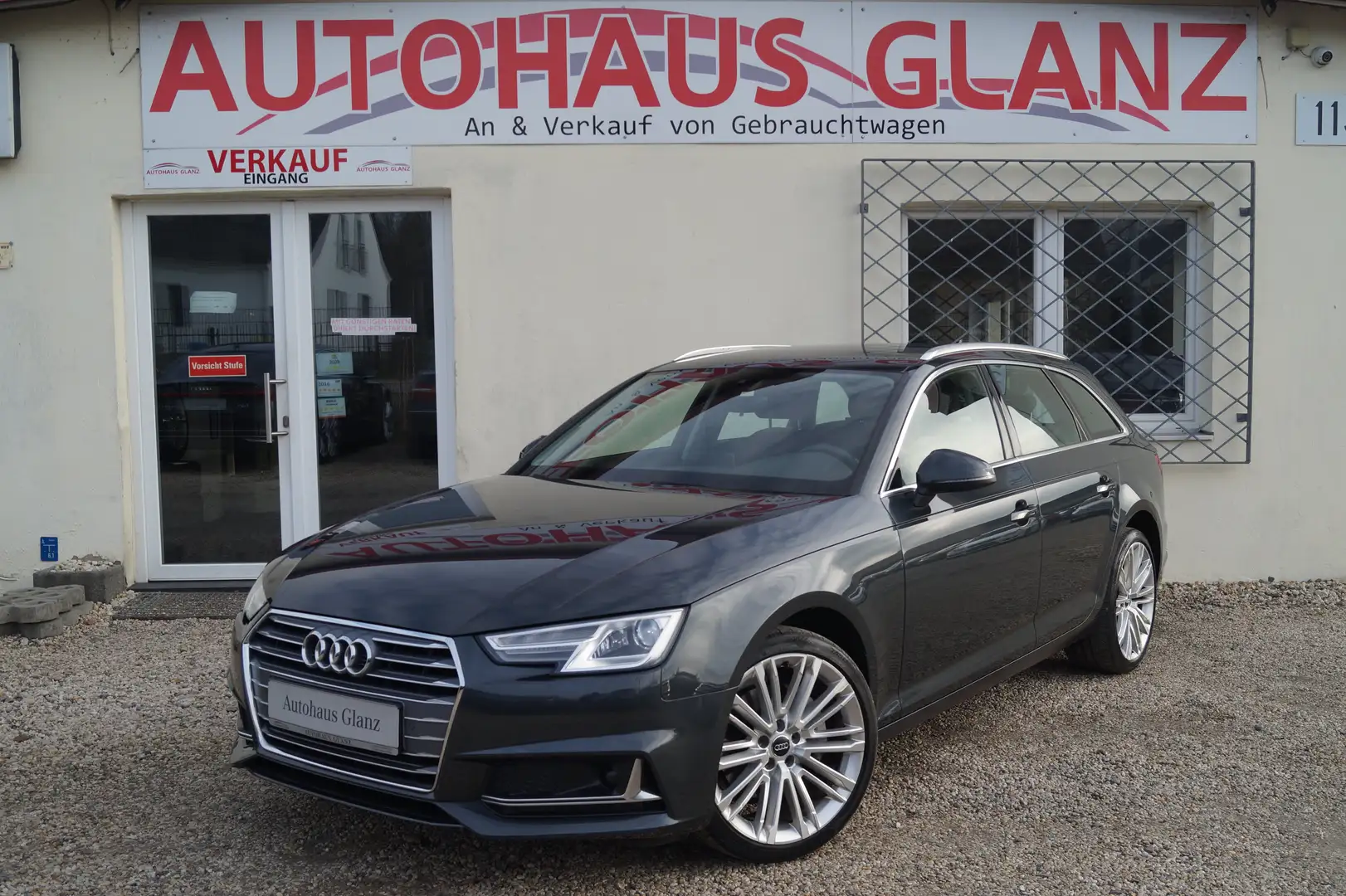 Audi A4 40 TDI sport 2.Hand*Xenon*Spurh* Grijs - 1
