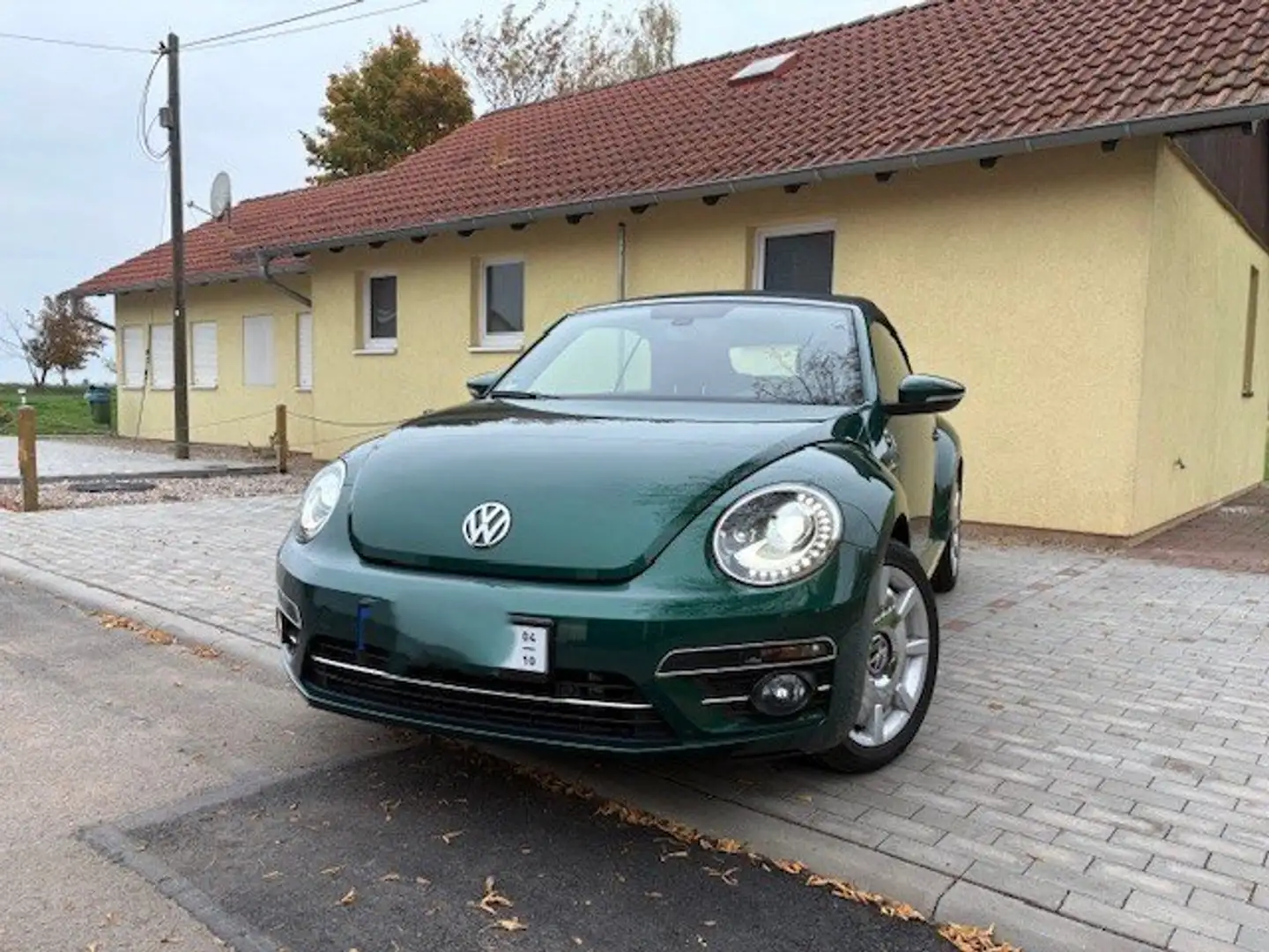 Volkswagen Beetle Beetle Cabriolet 1.2 TSI (BlueMotion Tech) Sound Grün - 2