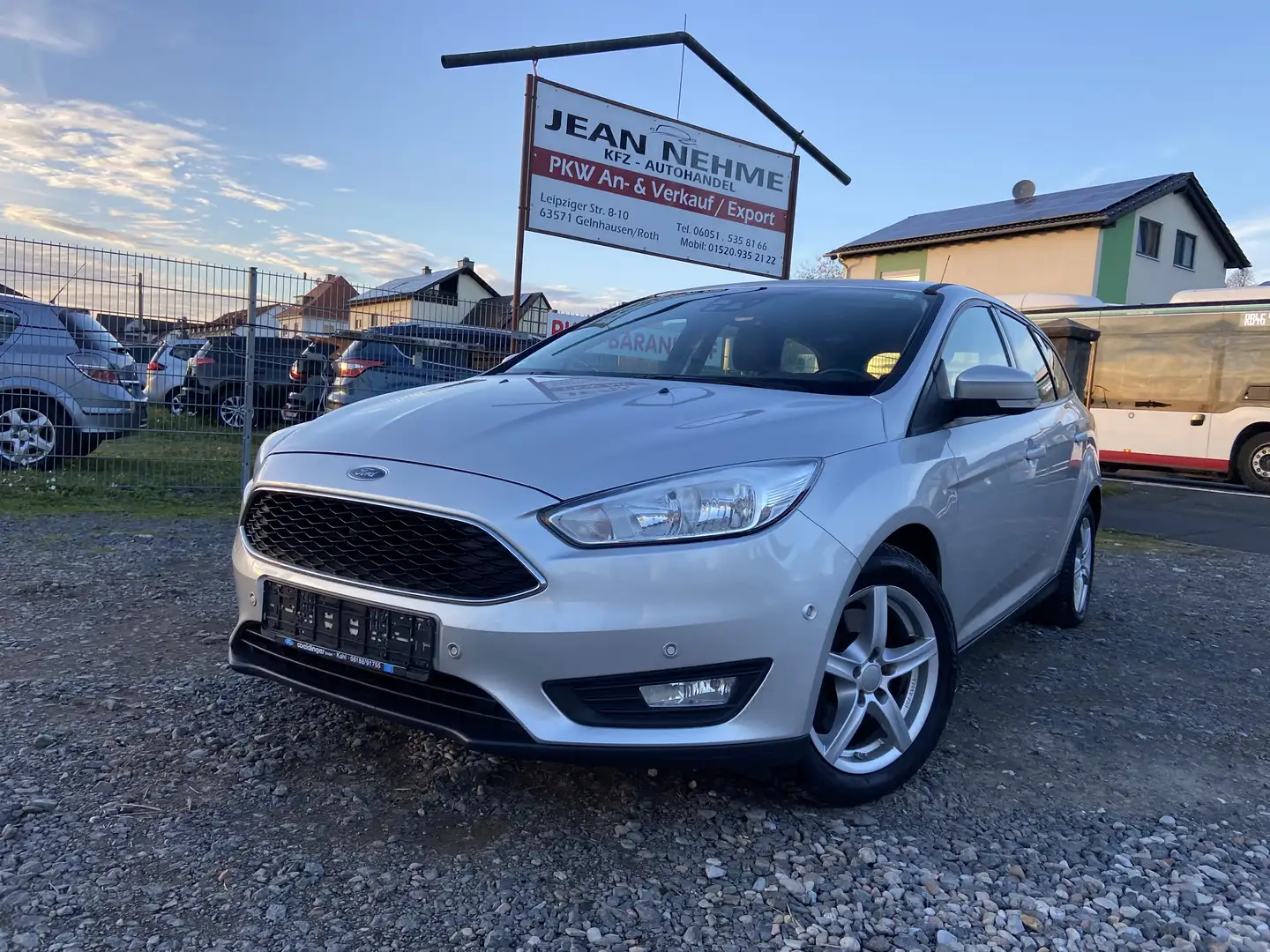 Ford Focus Business - 1