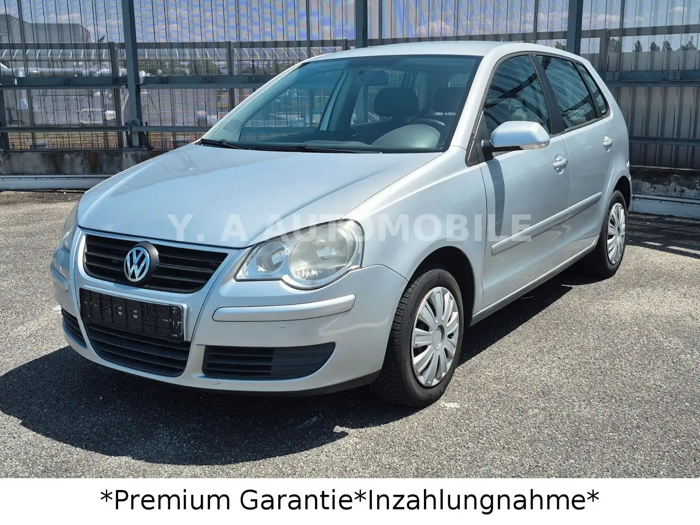 Volkswagen Polo IV Trendline*Automatik*2.Hand*4Tür Zilver - 1
