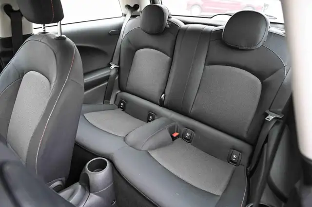 Mini Hatch view 15