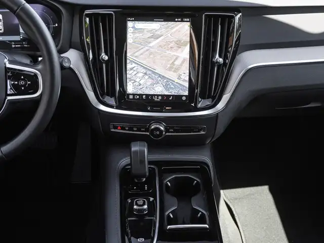 Volvo V60 view 12