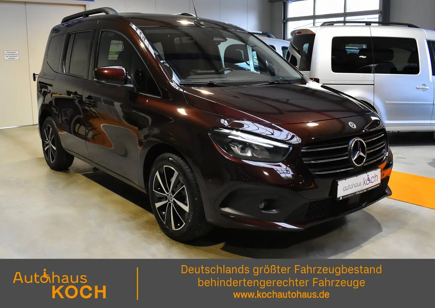 Mercedes-Benz T-Klasse Progressive Edition rollstuhlgerecht Rot - 2