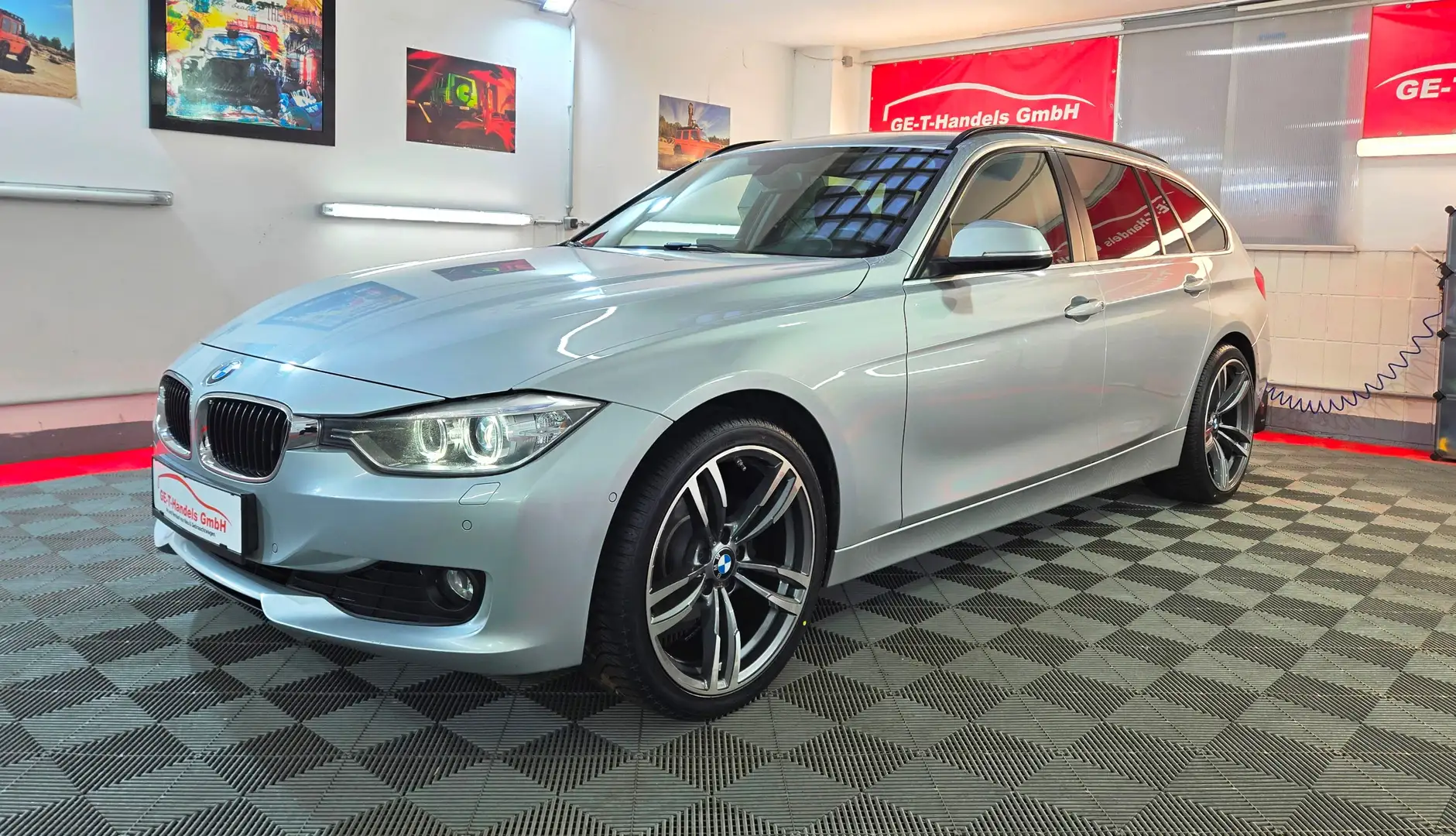 BMW 316 d F31 Touring Aut. LED Navi 19"M Silber - 1