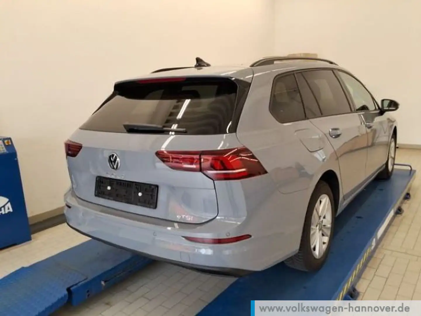 Volkswagen Golf Variant Golf VIII Variant 1.5 eTSI DSG Life ACC LED Dig. Gris - 2