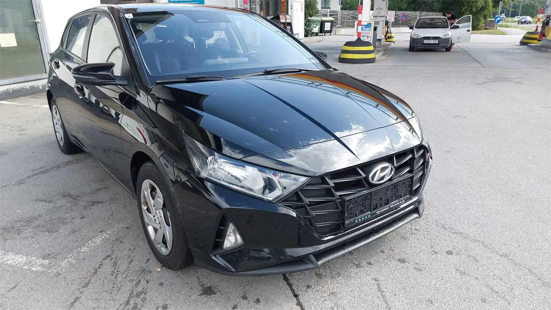 Hyundai i20 (BC3) i-Line Plus 1,2 MPI b1bp0-P1-O1 Schwarz - 2