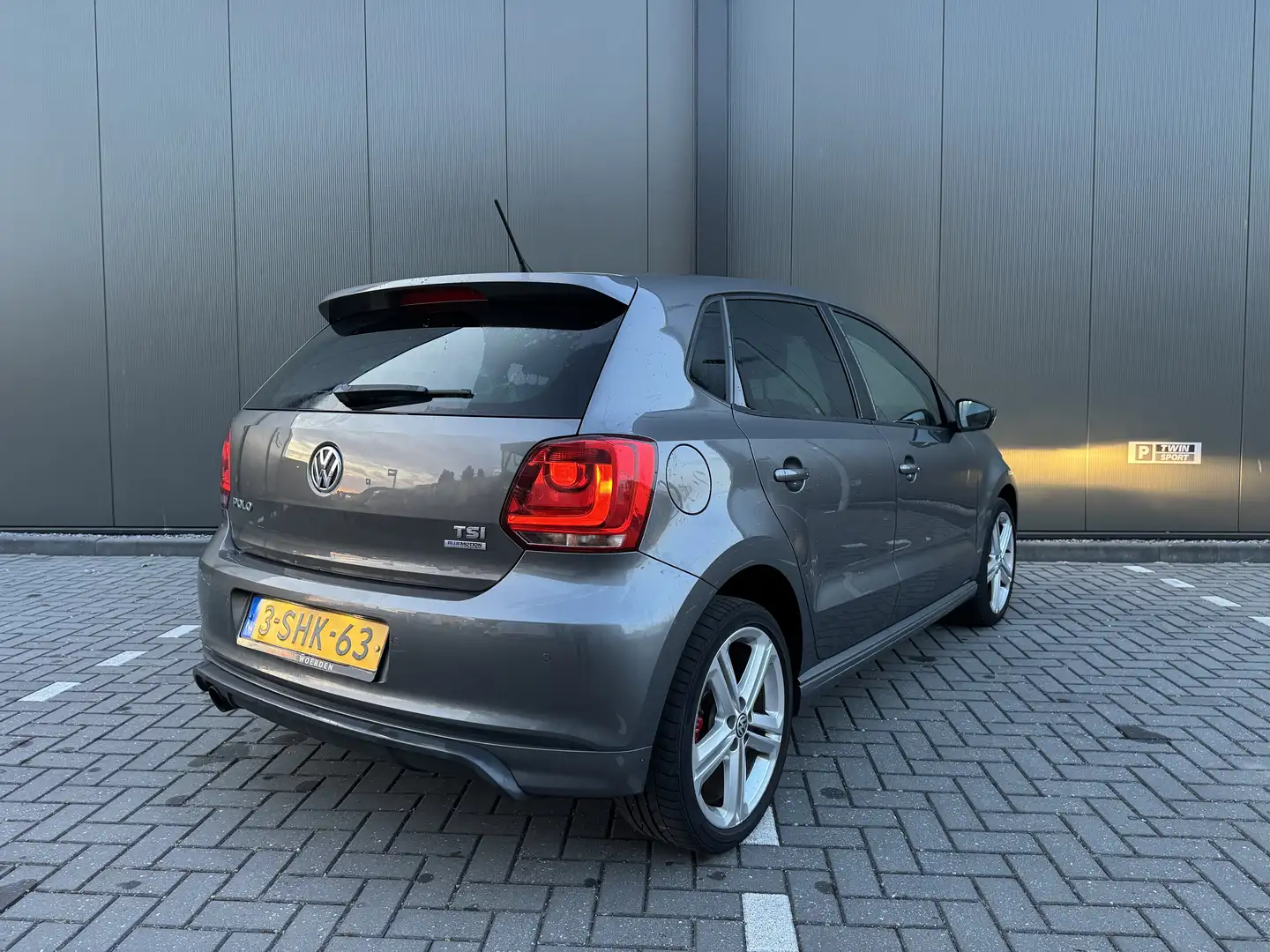 Volkswagen Polo 1.2 TSI Blue Motion  3X R-Line 17 inch nap - 1