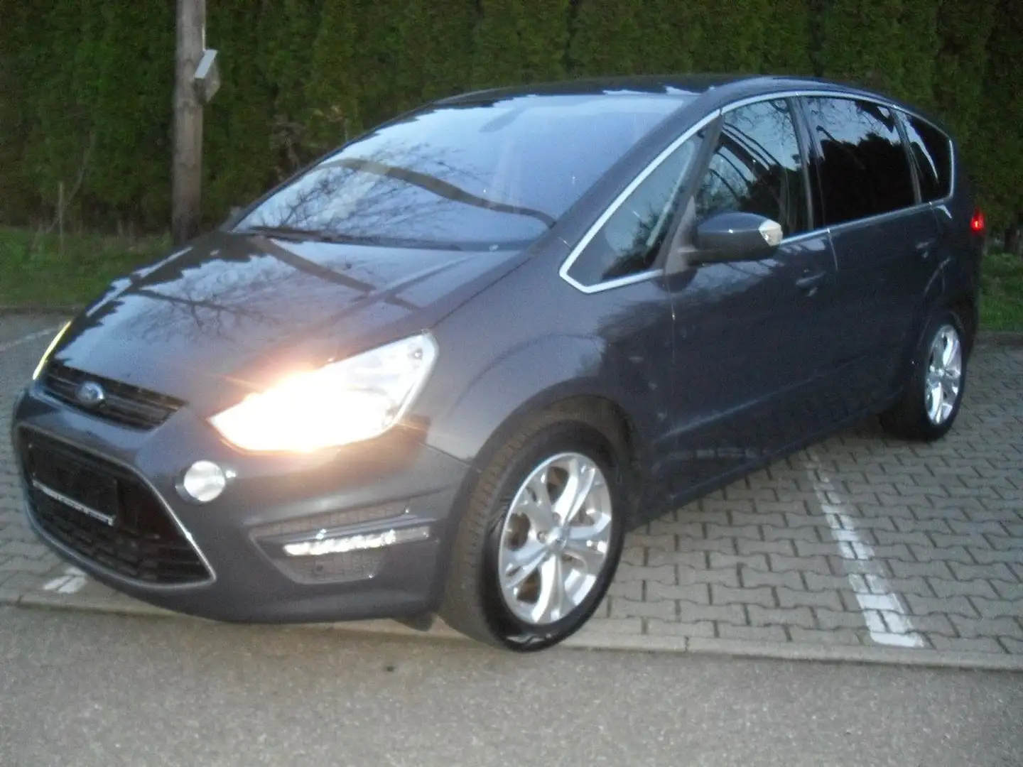 Ford S-Max 1.6 TDCi DPF Start Stopp System Gris - 1