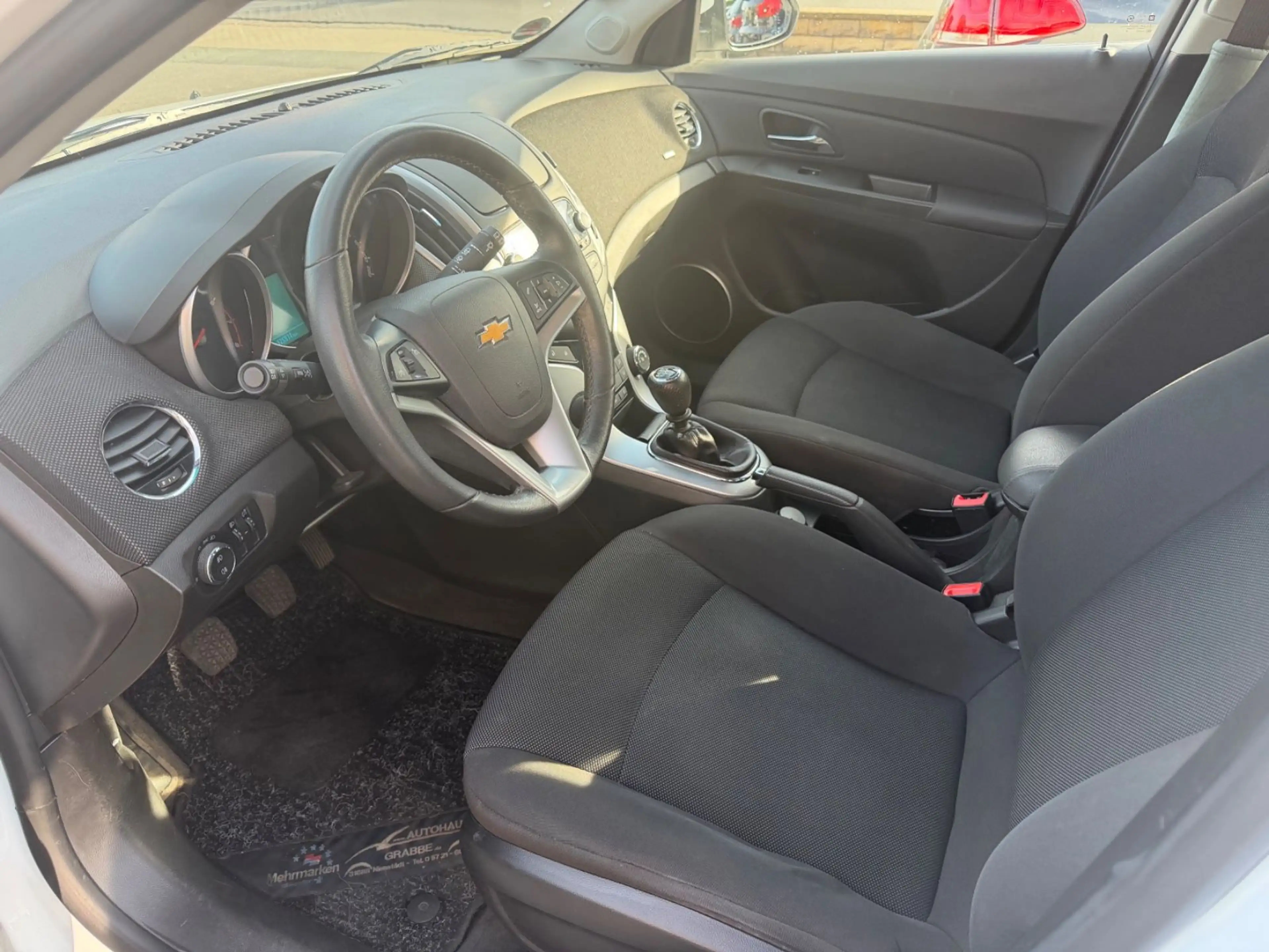 Chevrolet Cruze 1.8 LTZ/AHK/1.Hand/TÜV NEU/Garantie — photo 8