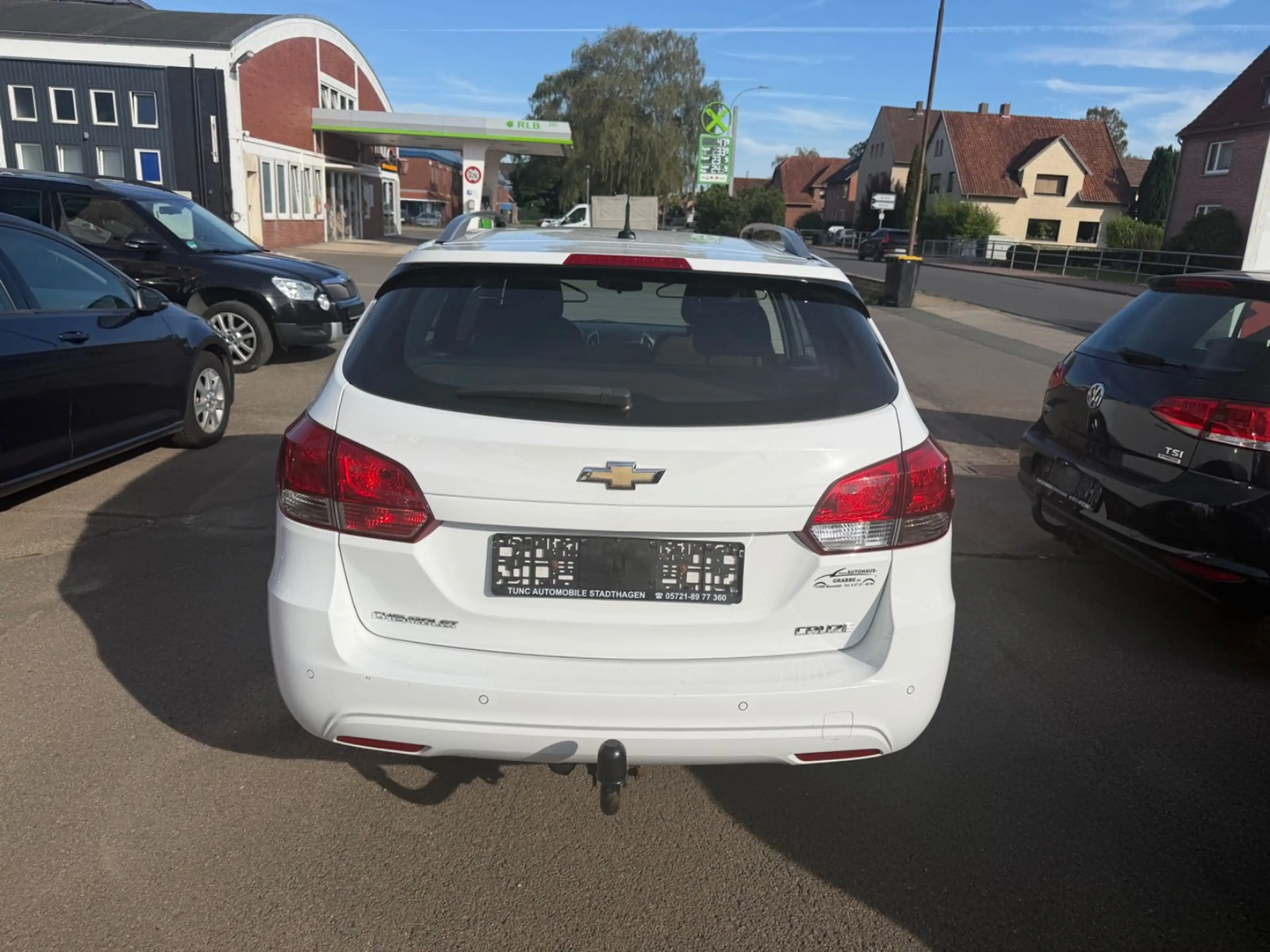 Chevrolet Cruze 1.8 LTZ/AHK/1.Hand/TÜV NEU/Garantie — photo 11