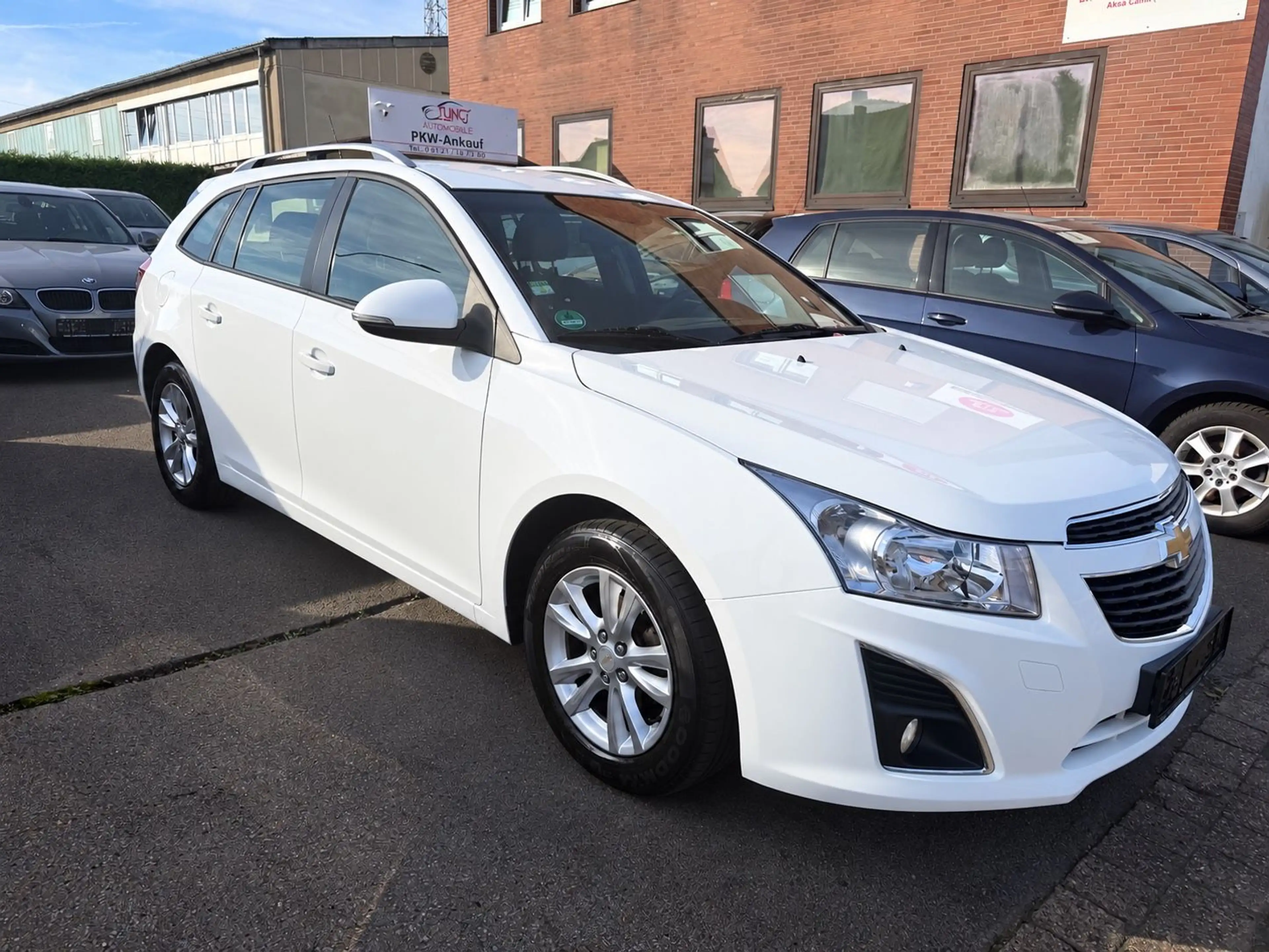 Chevrolet Cruze 1.8 LTZ/AHK/1.Hand/TÜV NEU/Garantie — photo 4