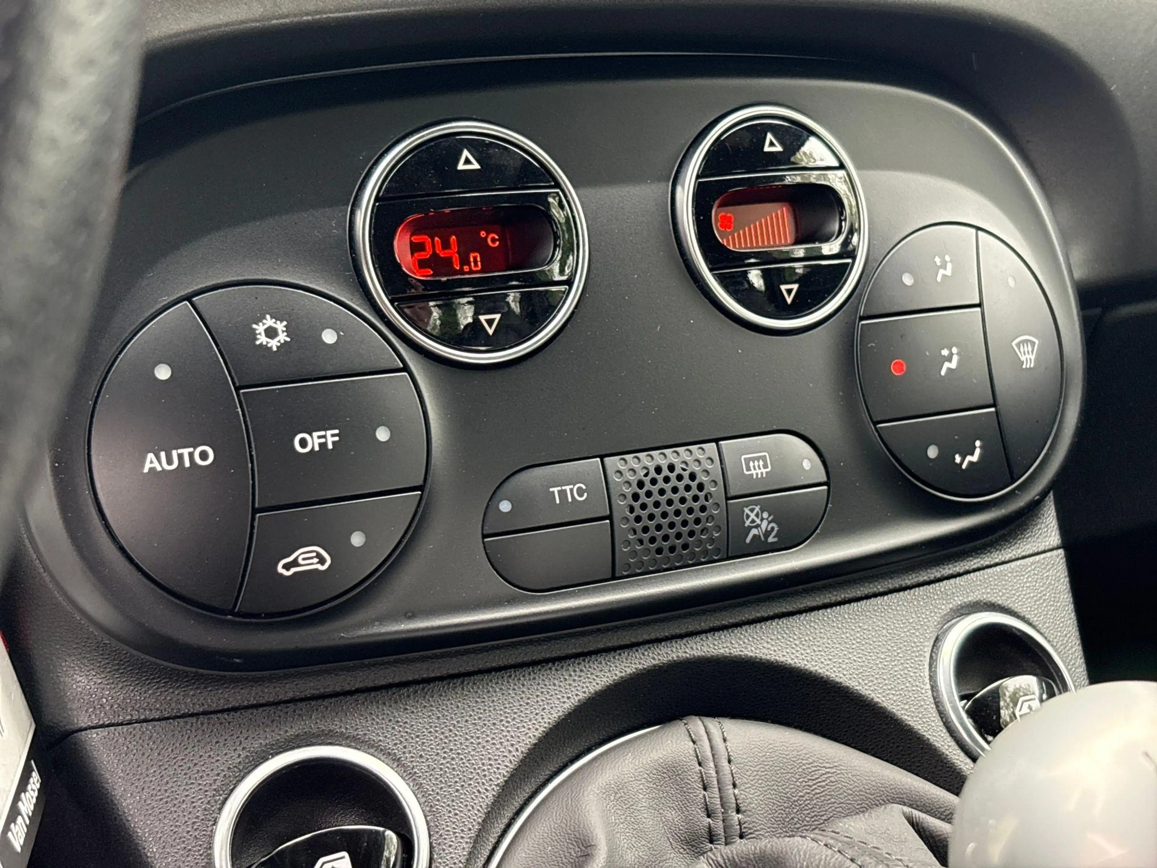 Abarth 500 1.4 T-Jet 165pk Turismo | Navigatie | Lederen bekl — photo 11