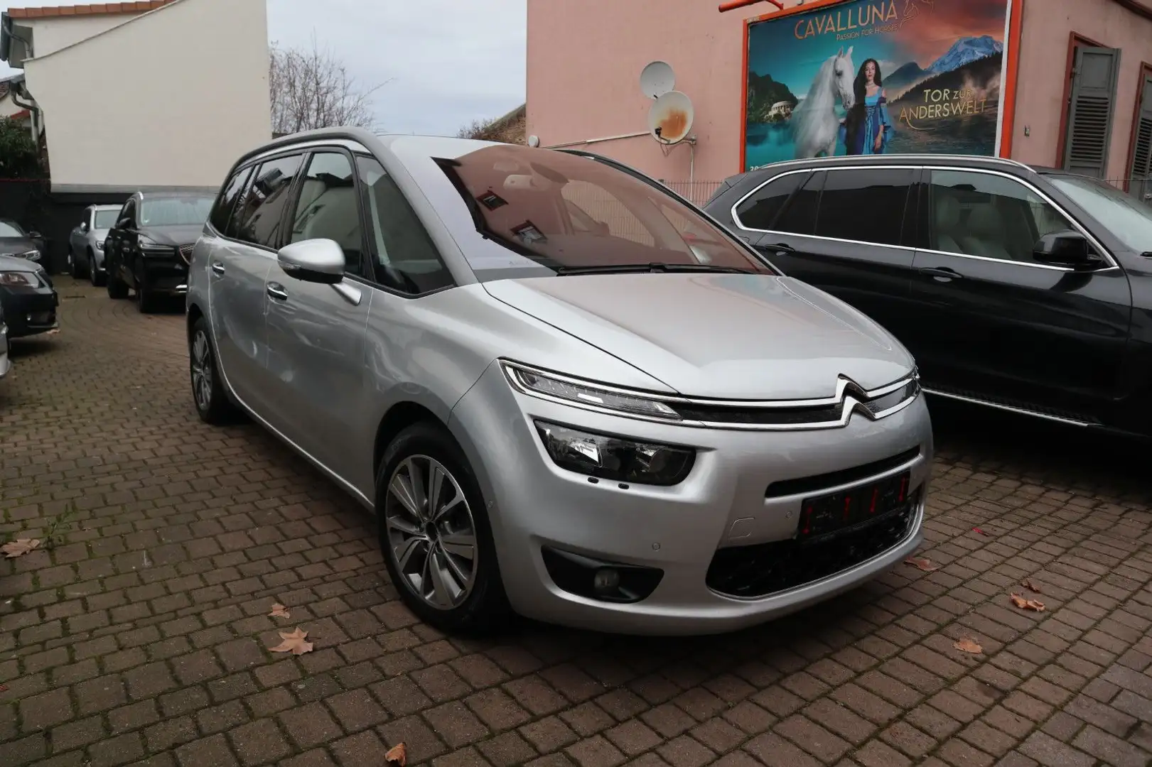 Citroen Grand C4 Picasso /Spacetourer 7-Sitzer AHK Kamera - 1