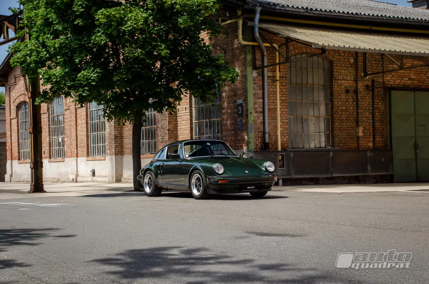 Porsche 911 Carrera 3.0 in Oakgreen Grün - 2