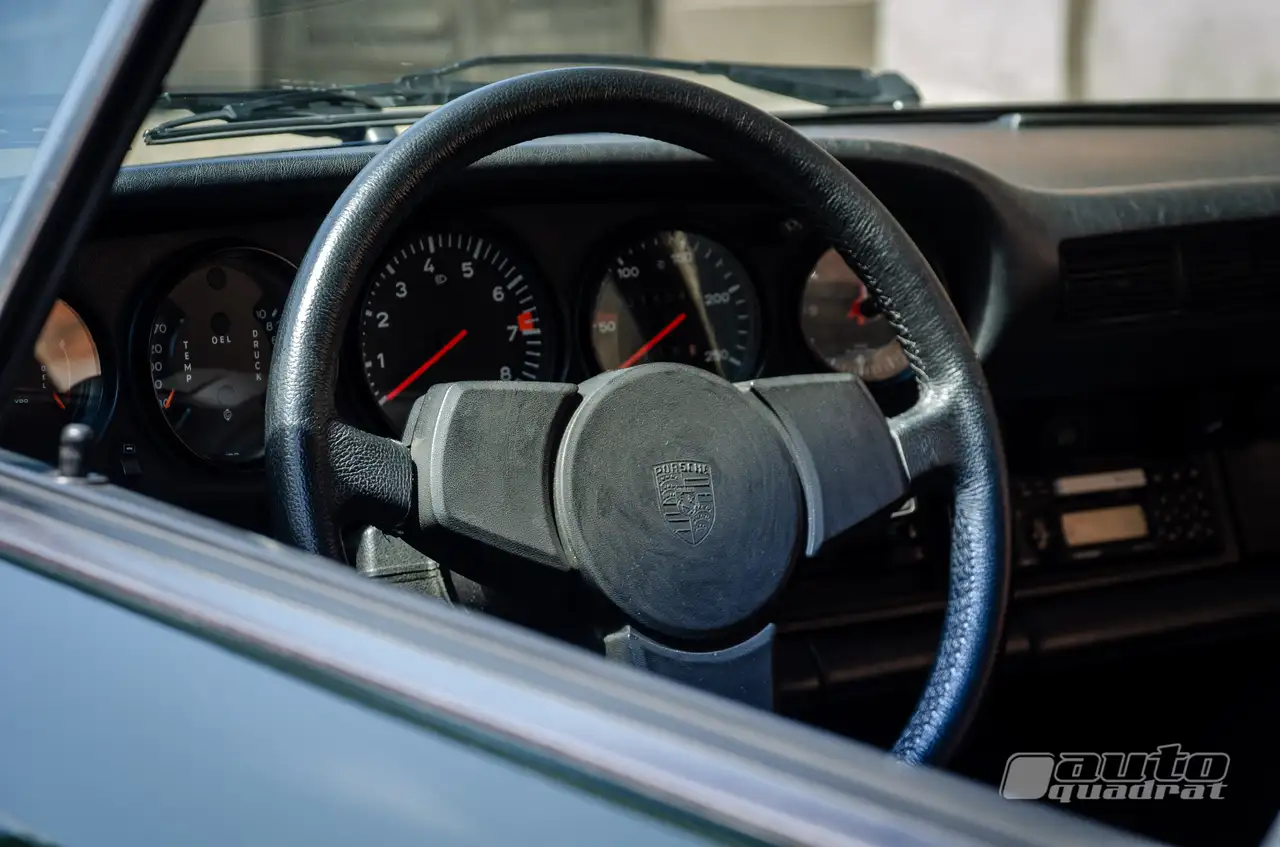 Porsche 911 Carrera 3.0 in Oakgreen, foto 6