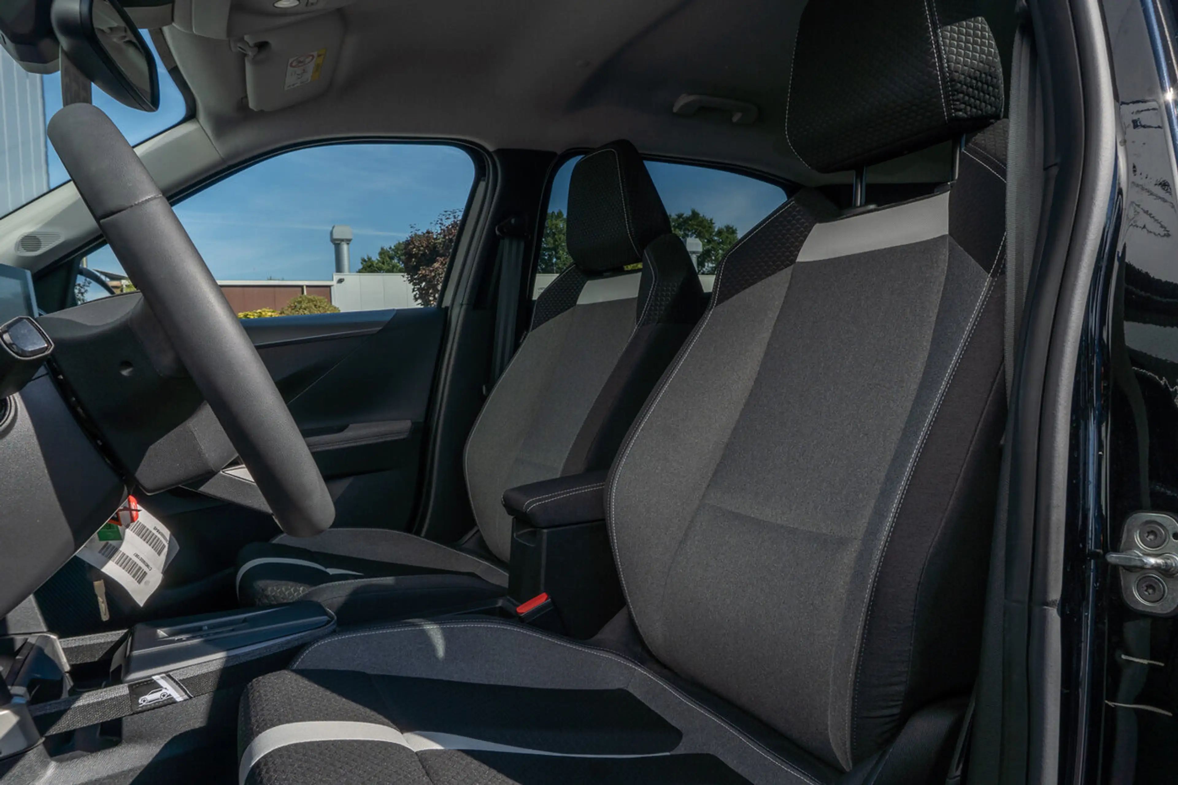 Opel Frontera GS 1.2T Hybrid 145pk — photo 14