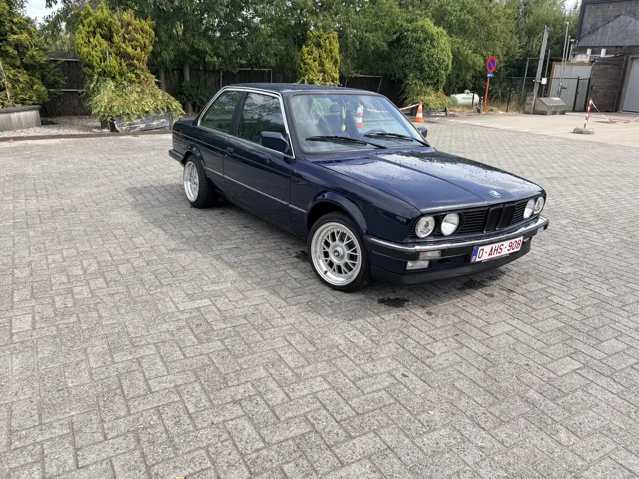 BMW 325 E, foto 3