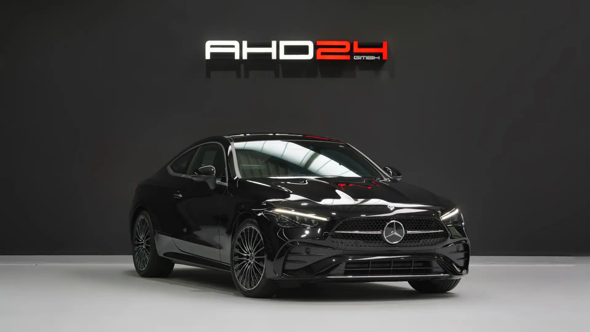 Mercedes-Benz CLE 200 CLE 200 AMG Coupé * Panorama * Burmester * - 1
